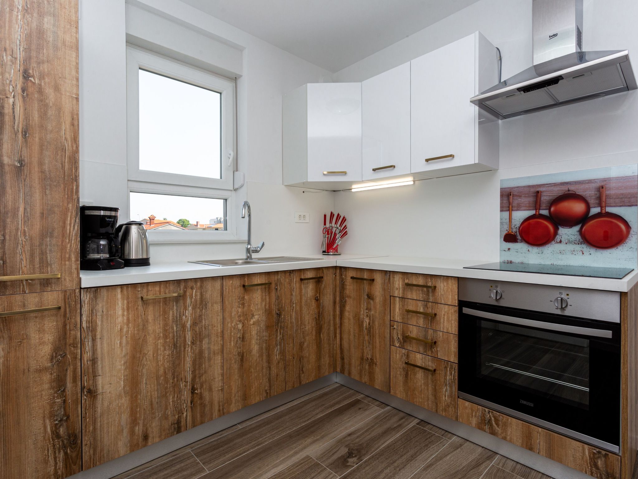 Doris 1-Image-tags.info