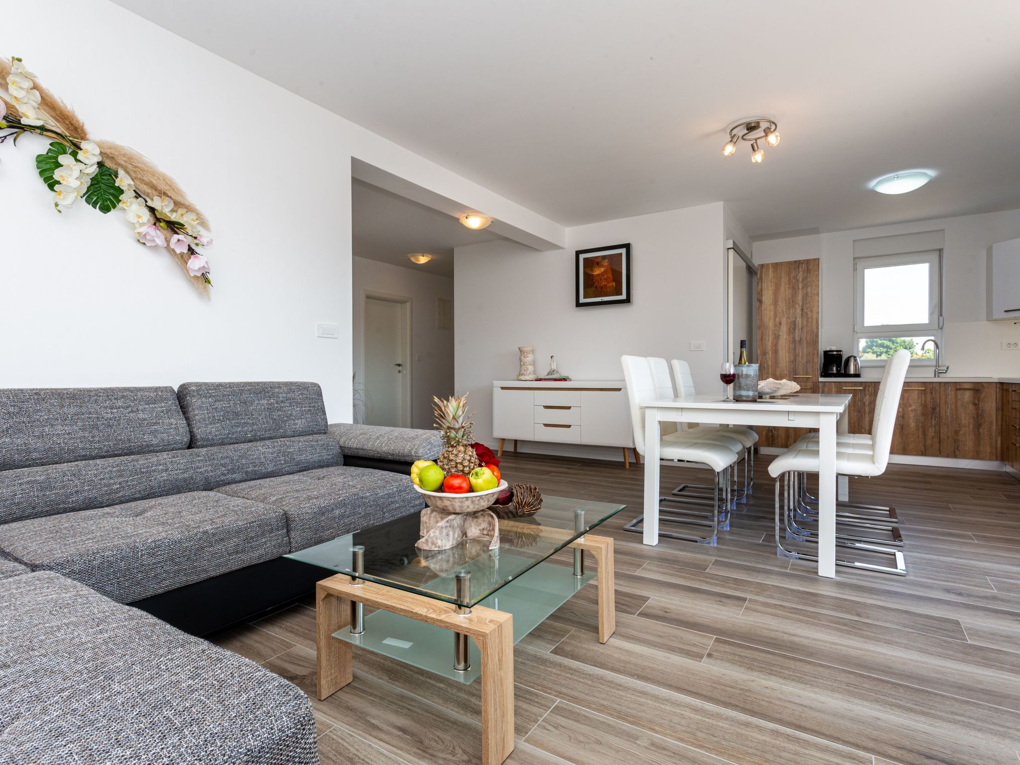 Doris 1-Image-tags.info