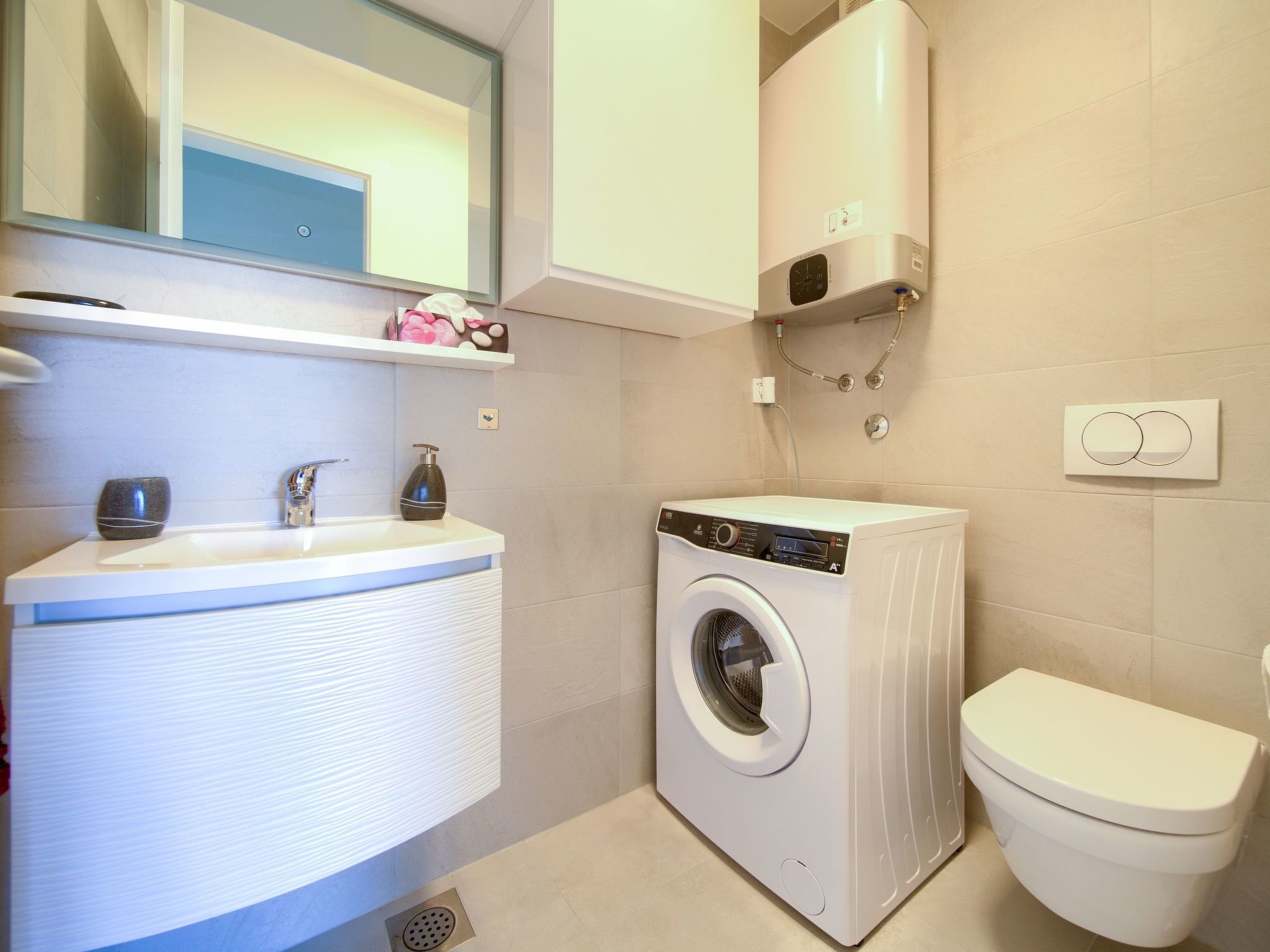 Wohnung mit privatem Balkon-Image-tags.info