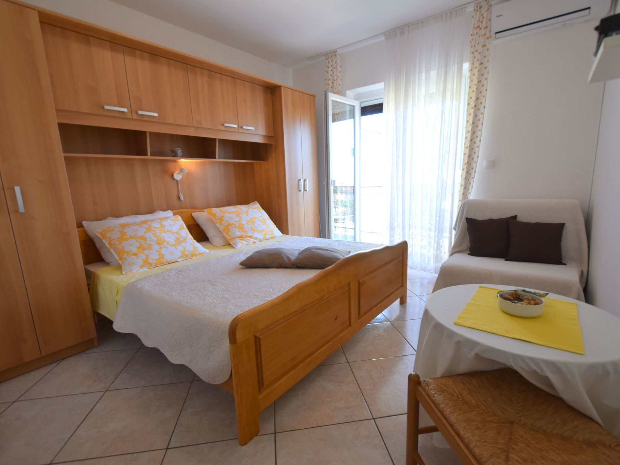 "Jospia3" mit privatem Balkon-Image-tags.info