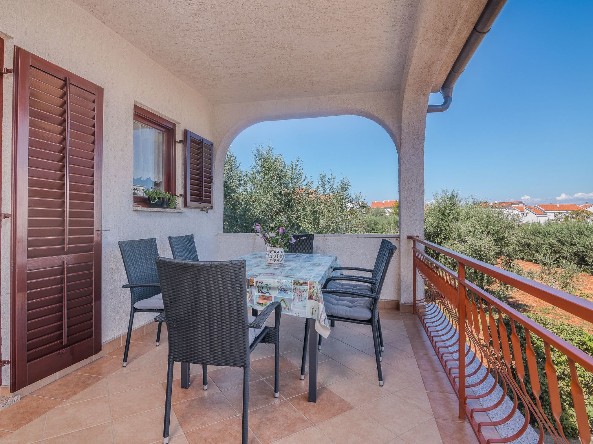 Marina Porat-Image-tags.info