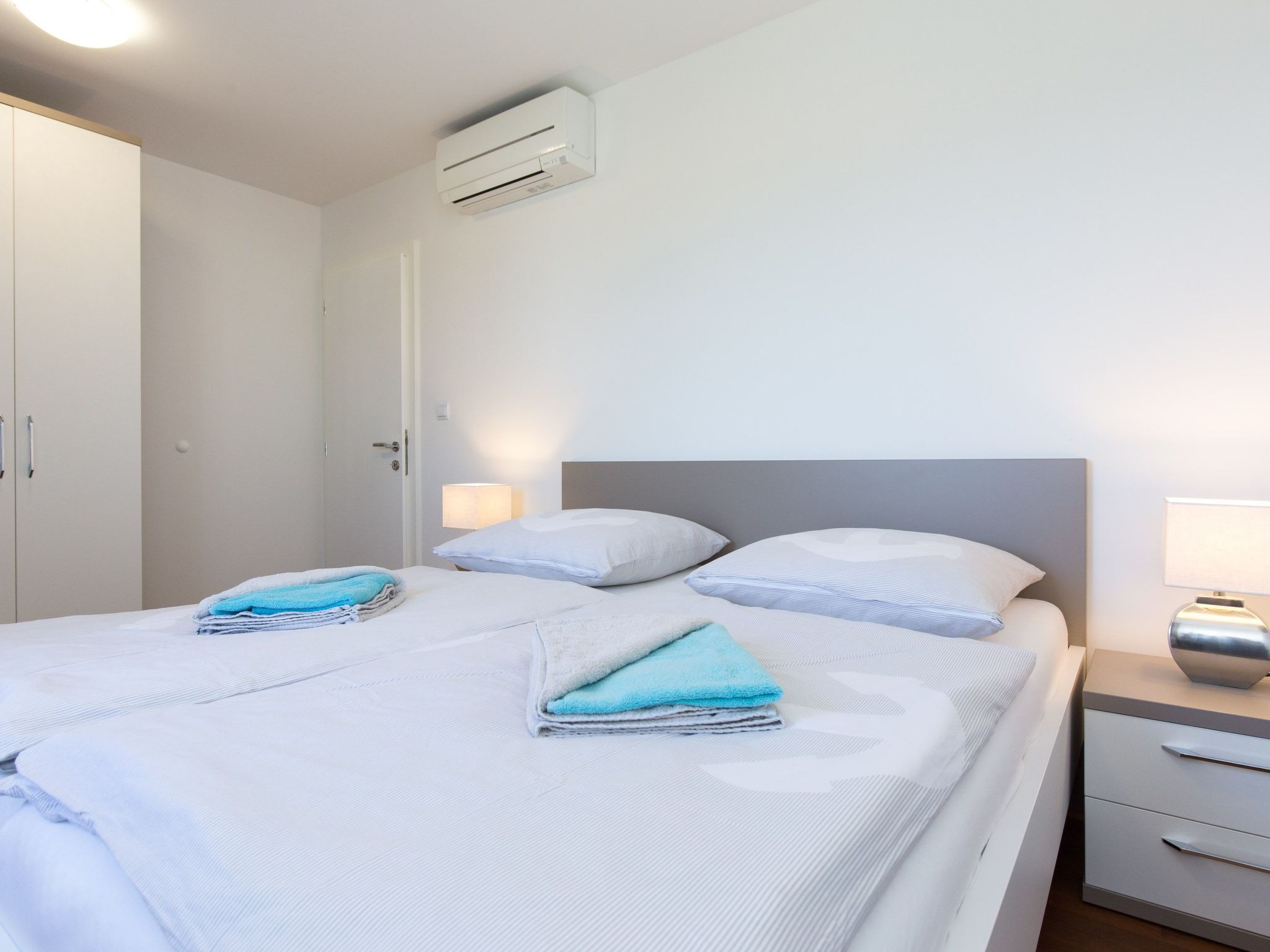 Niko 2-Image-tags.info