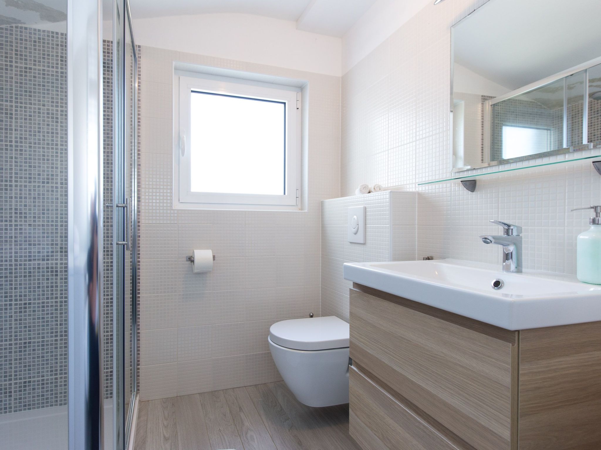 "Valica" mit privatem Pool-Image-tags.info