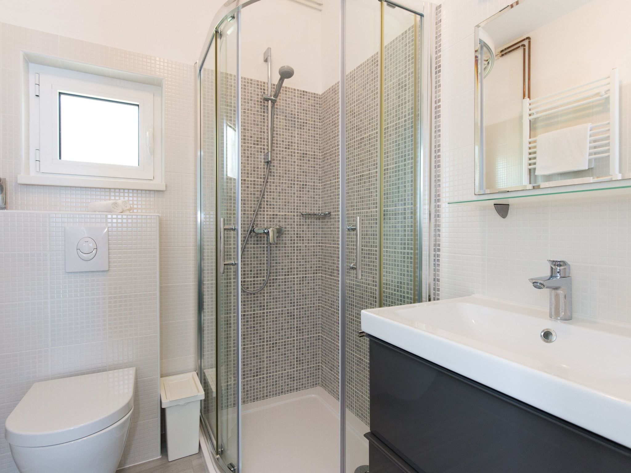 "Valica" mit privatem Pool-Image-tags.info