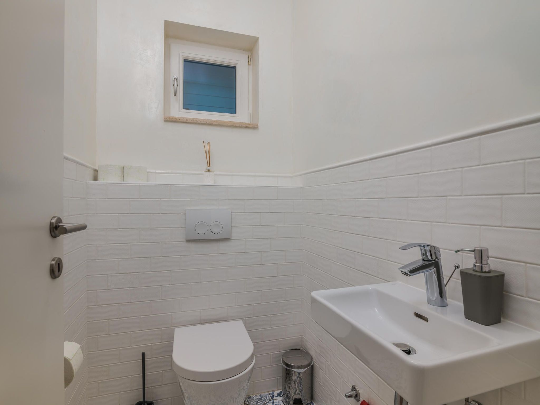 Villa Augusta-Image-tags.info