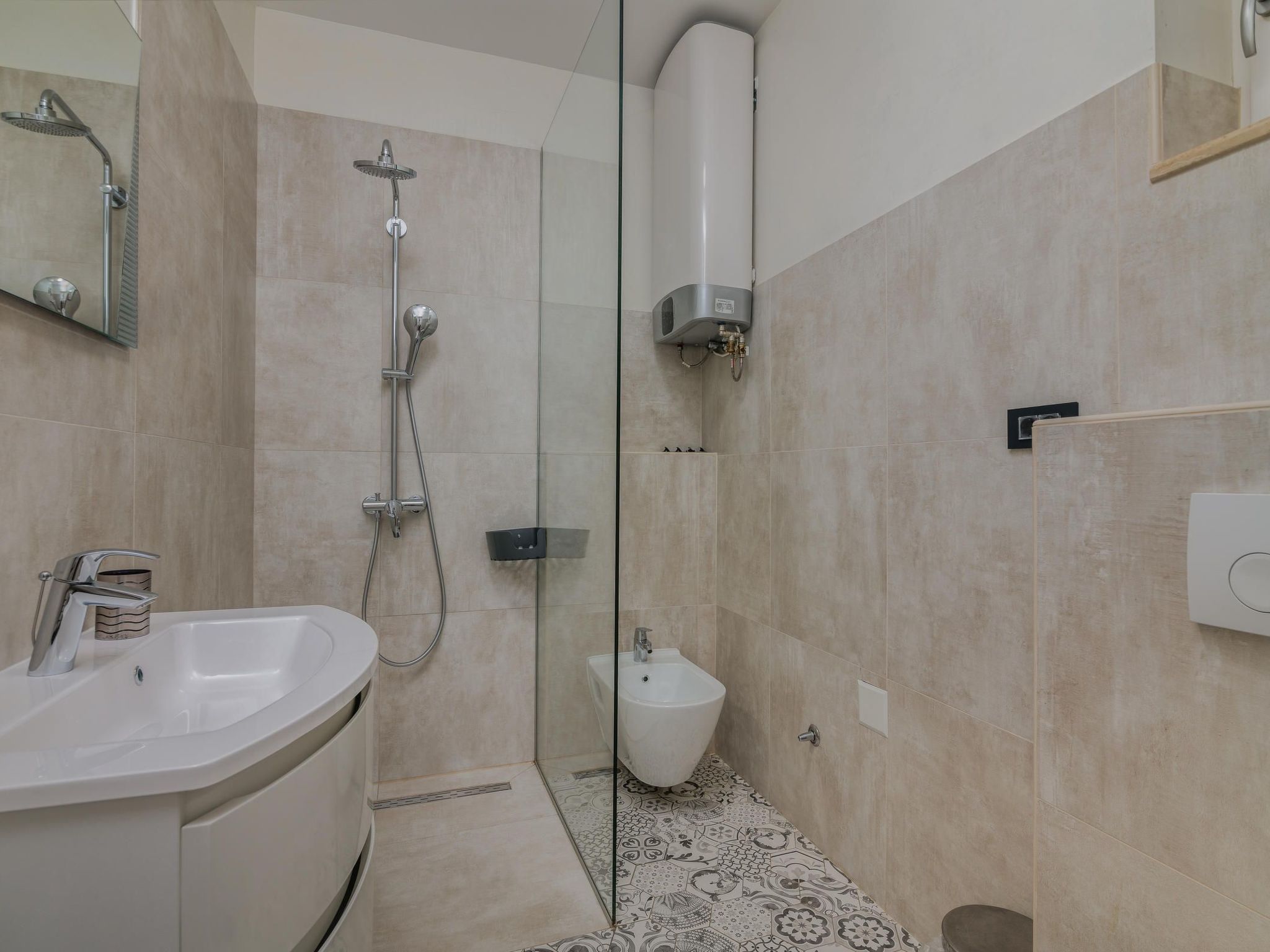 Villa Augusta-Image-tags.info