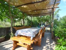 Vrijstaand vakantiehuis Jospia4 met balkon nabij zee in Milohnići, Krk - thumbnail 2