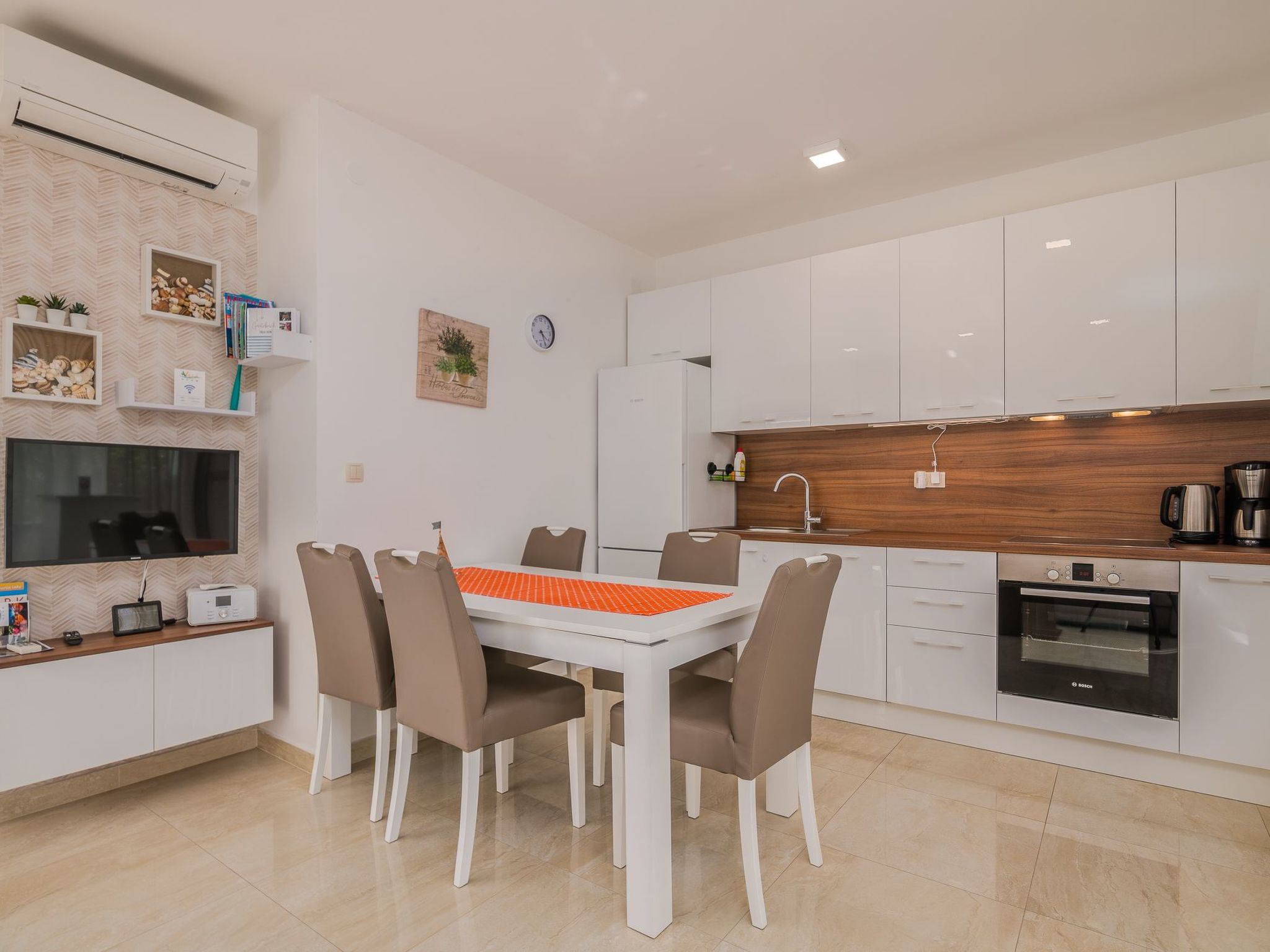 Nemo-Image-tags.info