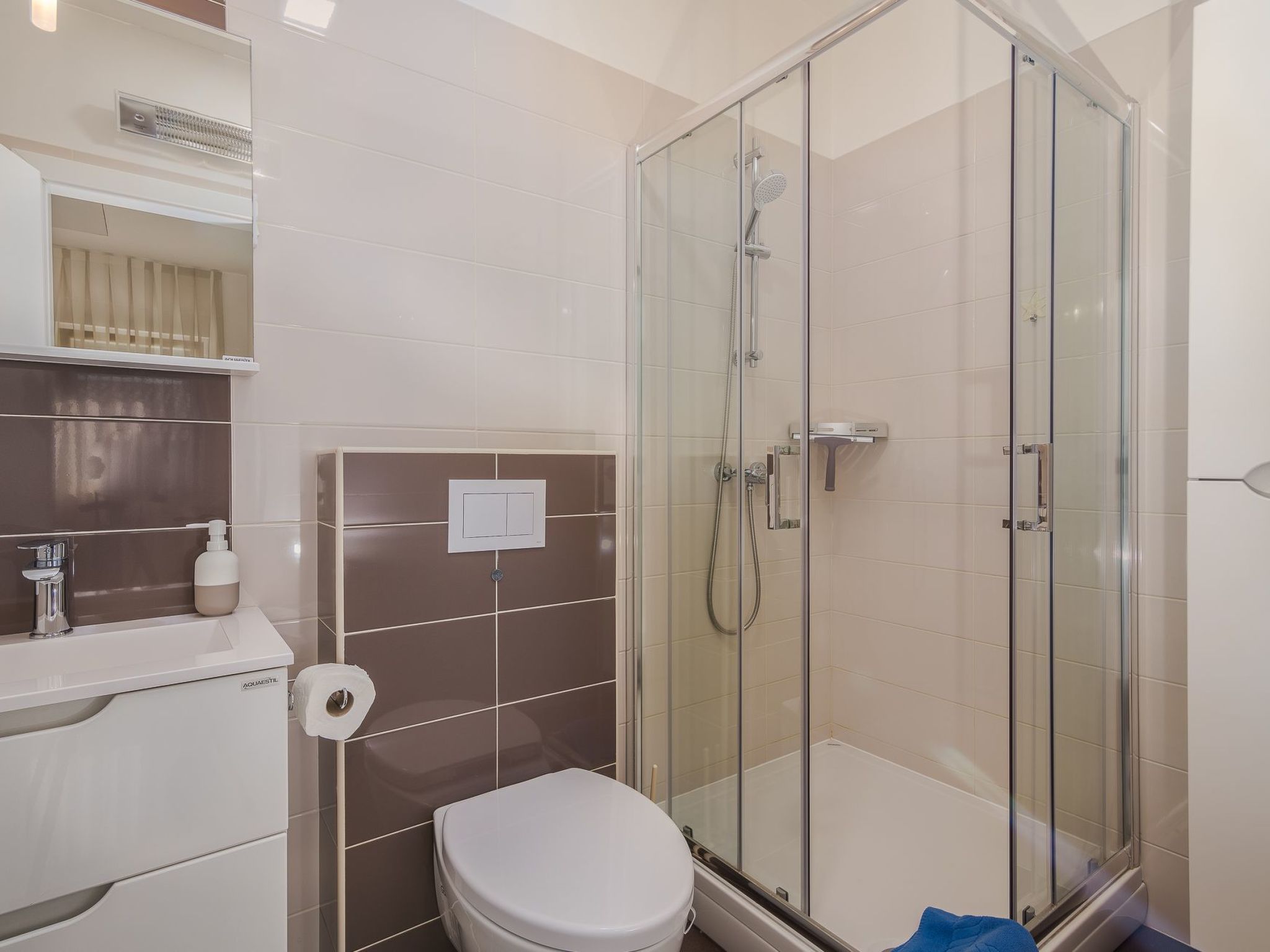 Nemo-Image-tags.info