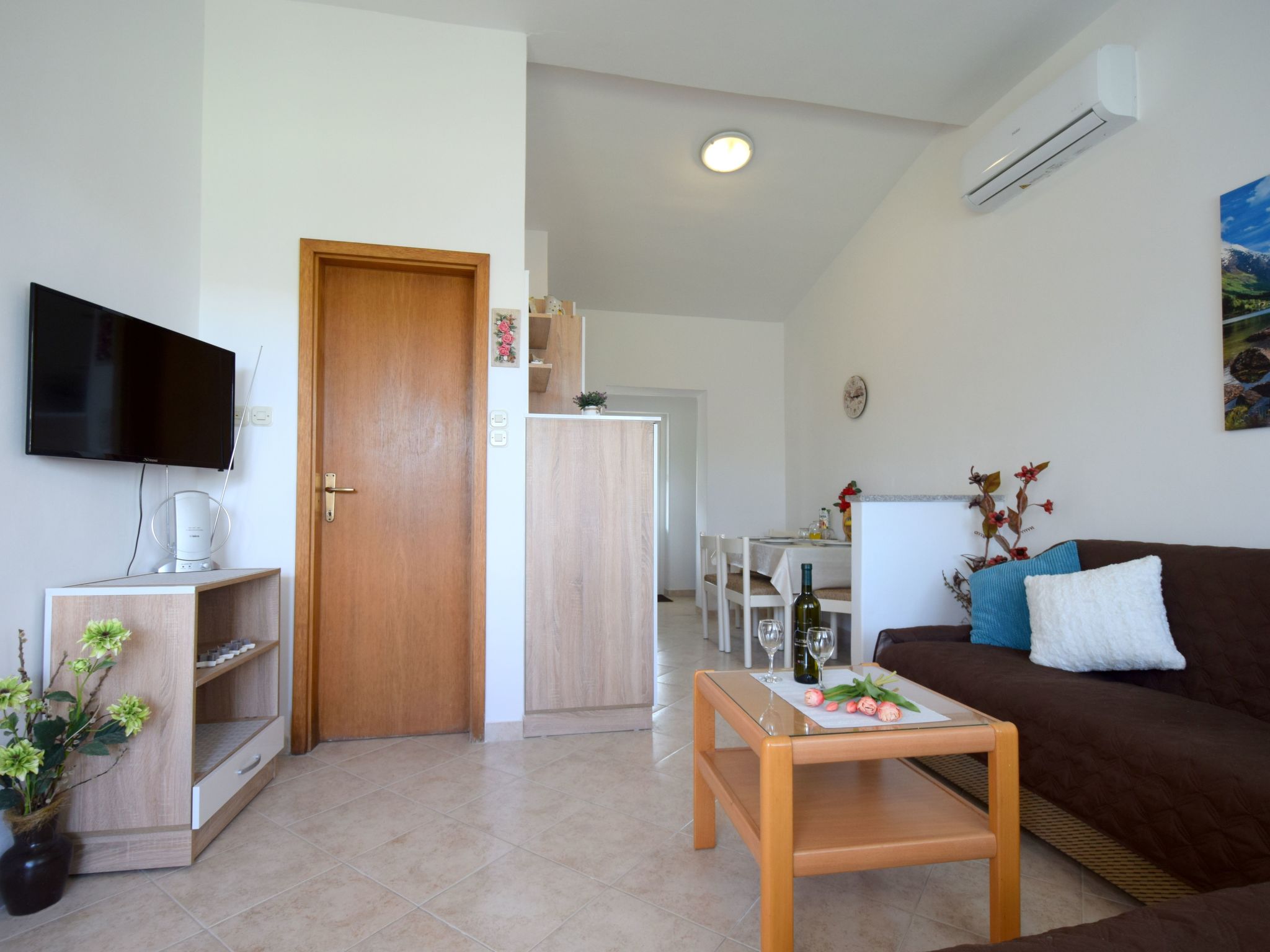 "Tavcar2" mit eigenem Balkon-Image-tags.info