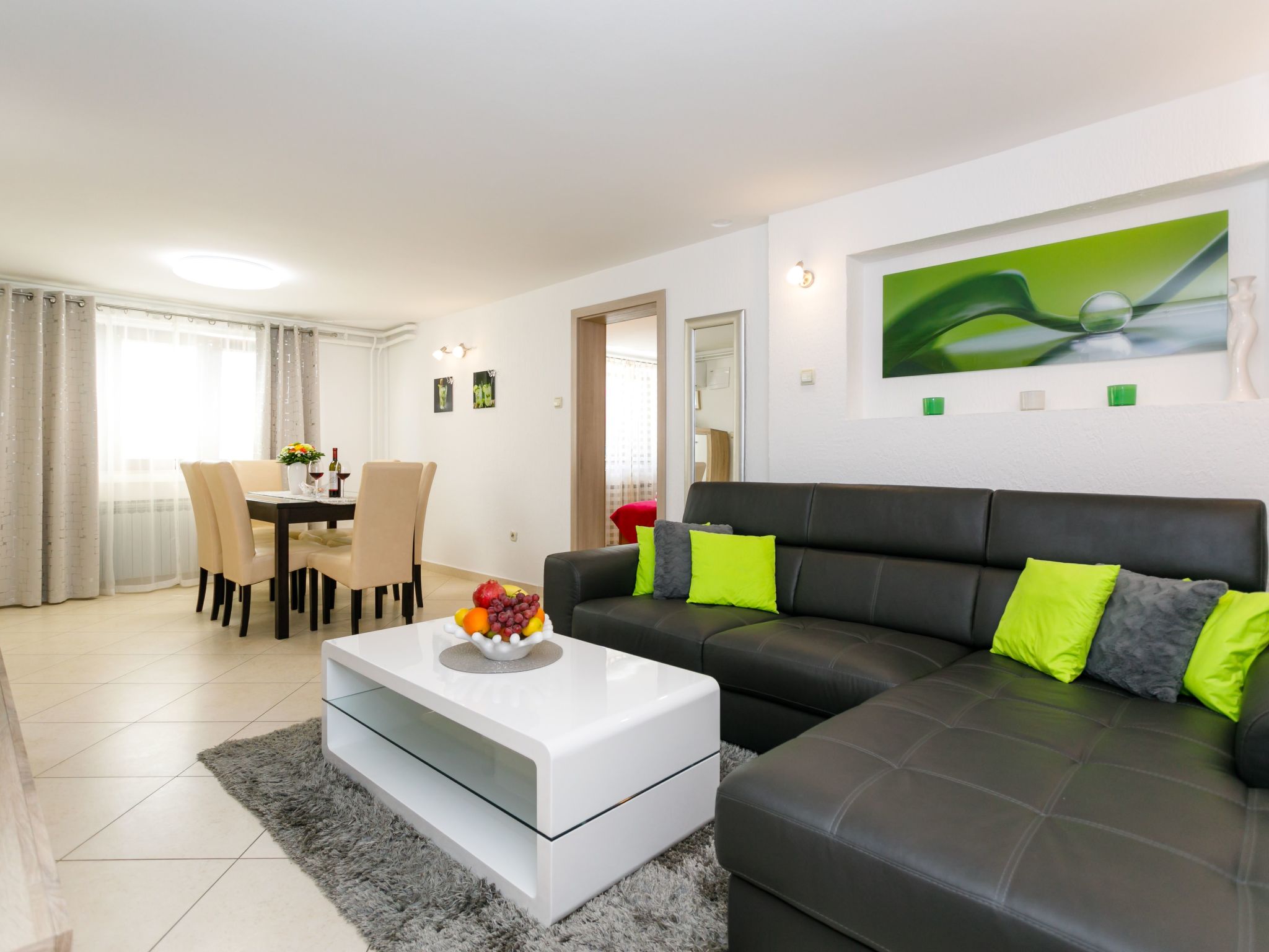 "Sanja" mit eigener Terrasse-Image-tags.info