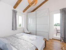 Villa Stella met privézwembad – luxe en rust nabij het strand van Krk - thumbnail 6