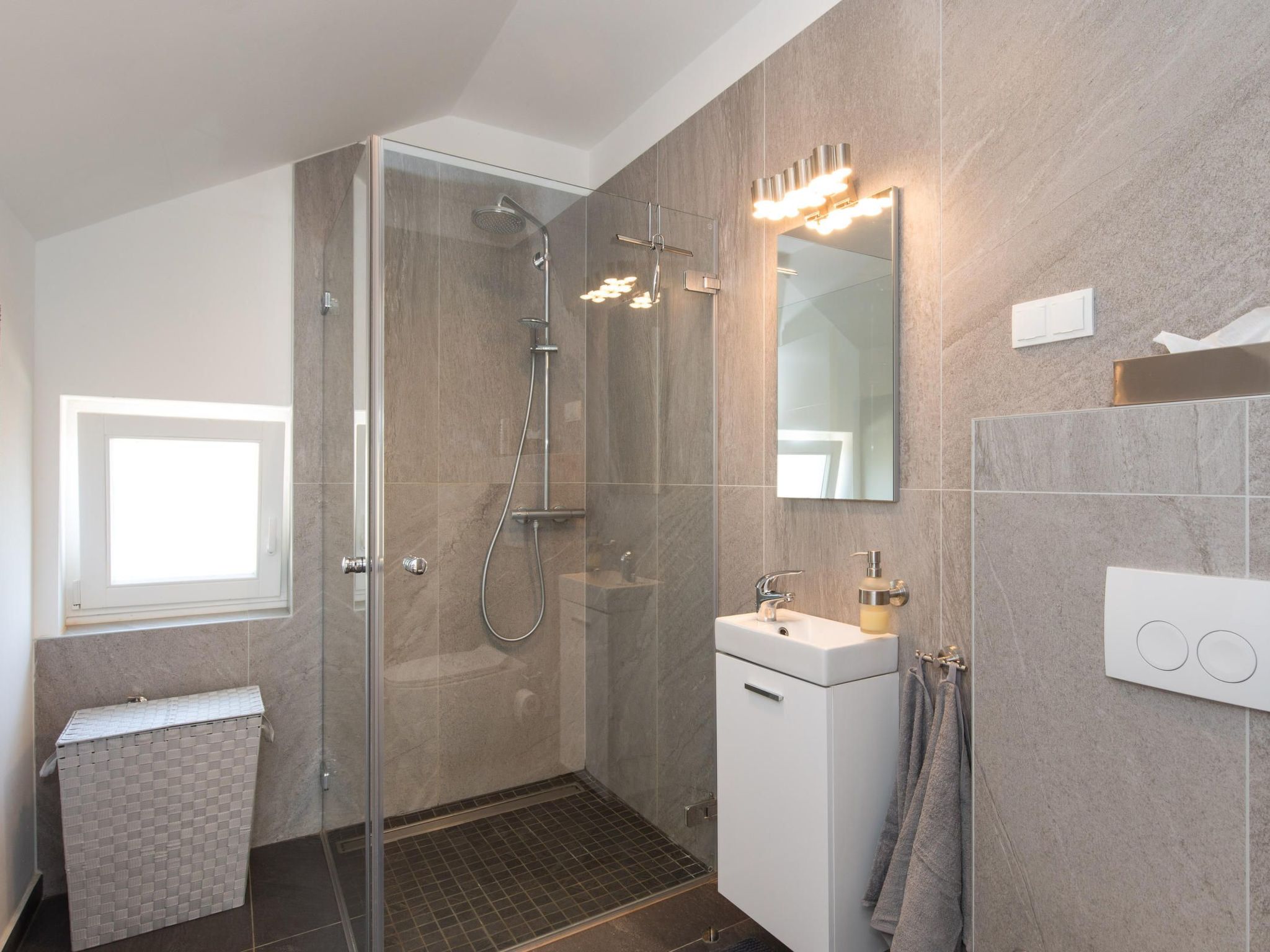 Villa Stella-Image-tags.info