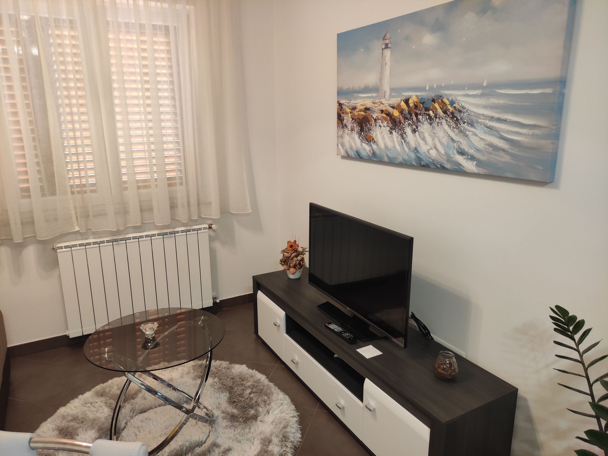 Große Wohnung in Gabonjin mit Großem Garten-Image-tags.info