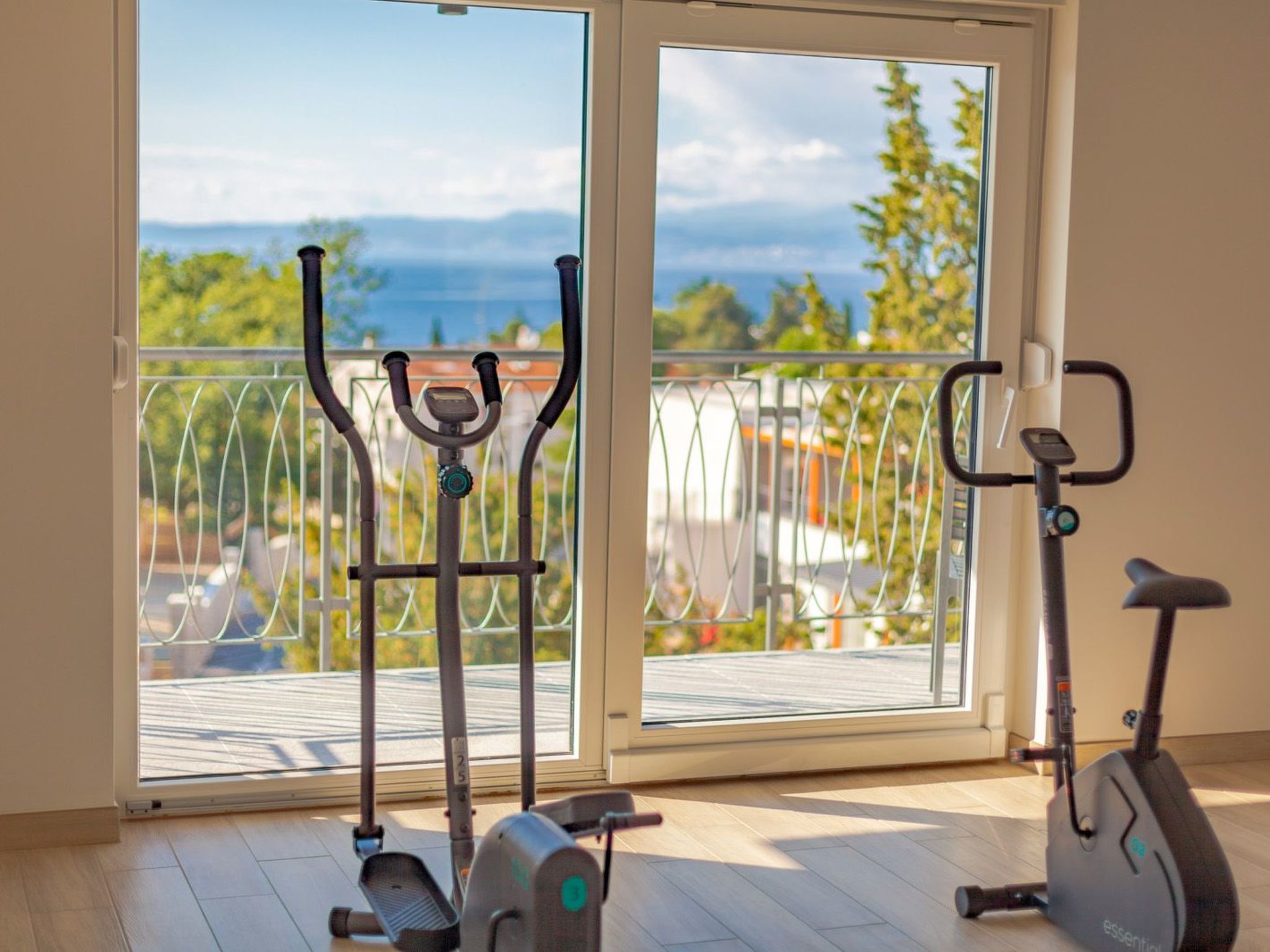 In Malinska mit großem Pool-Image-tags.info