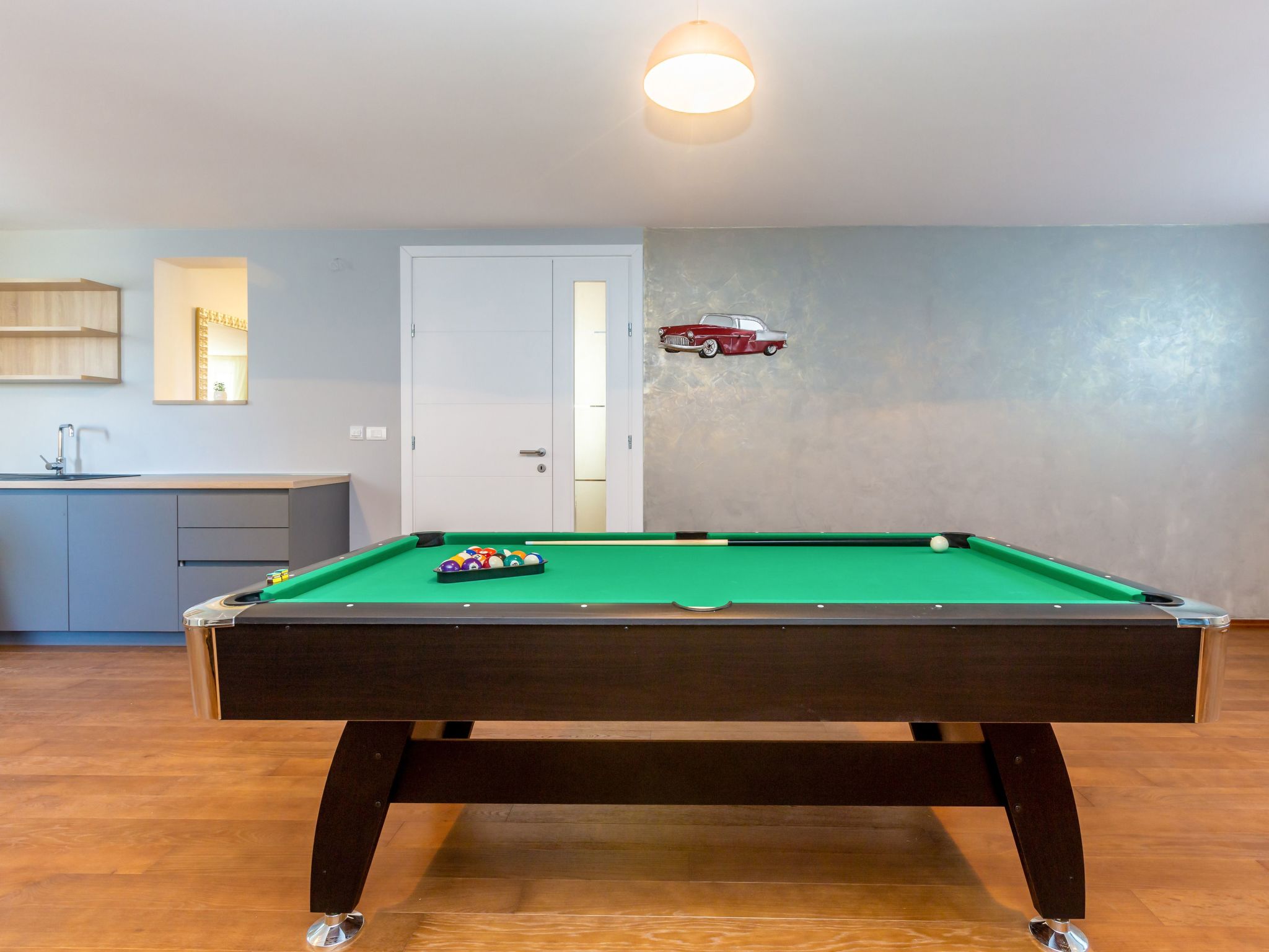 Schöne Villa in einer ruhigen Umgebung mit Pool-Image-tags.info