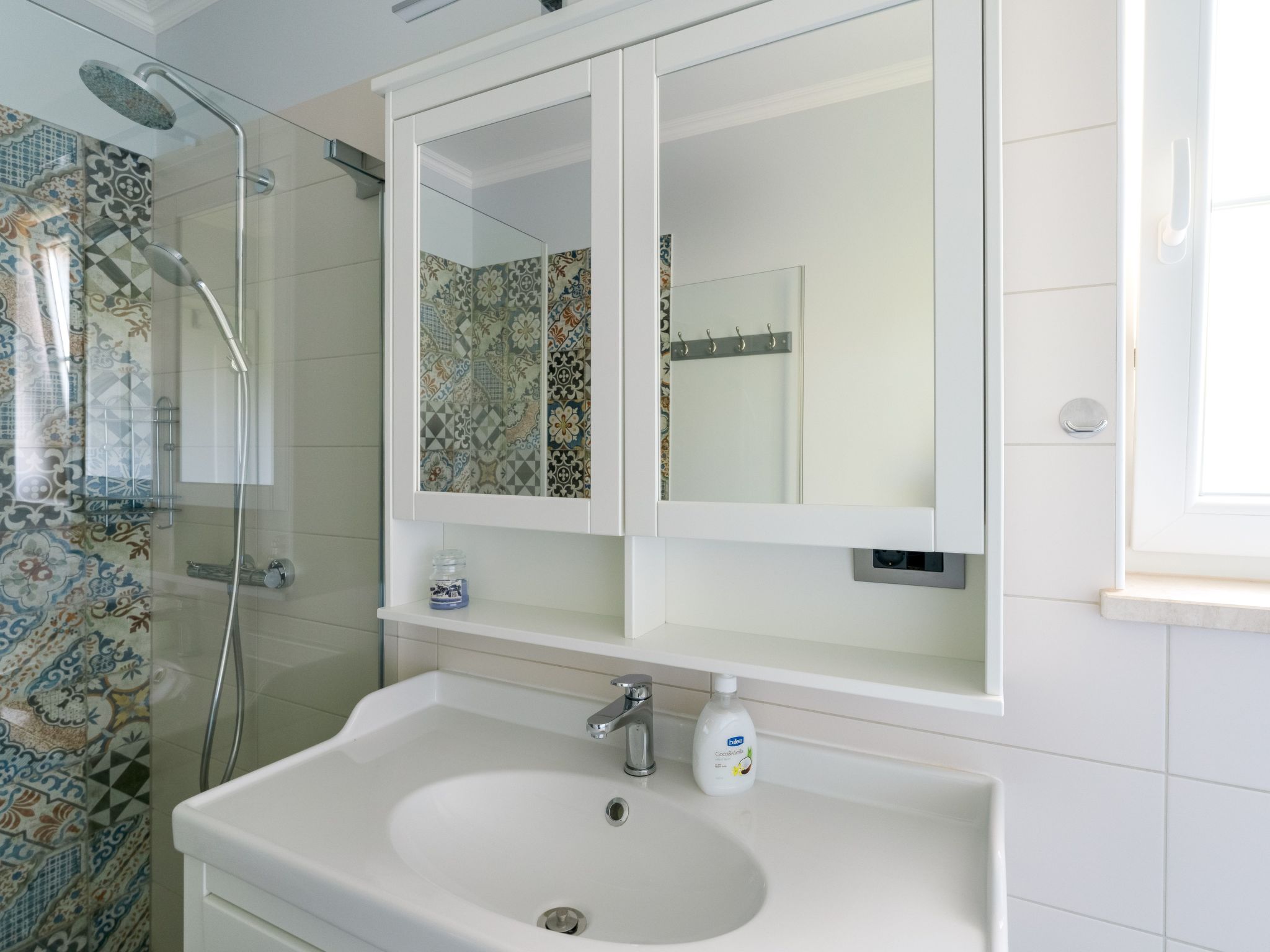 Romantische Villa "Kala" mit Schwimmbad-Image-tags.info