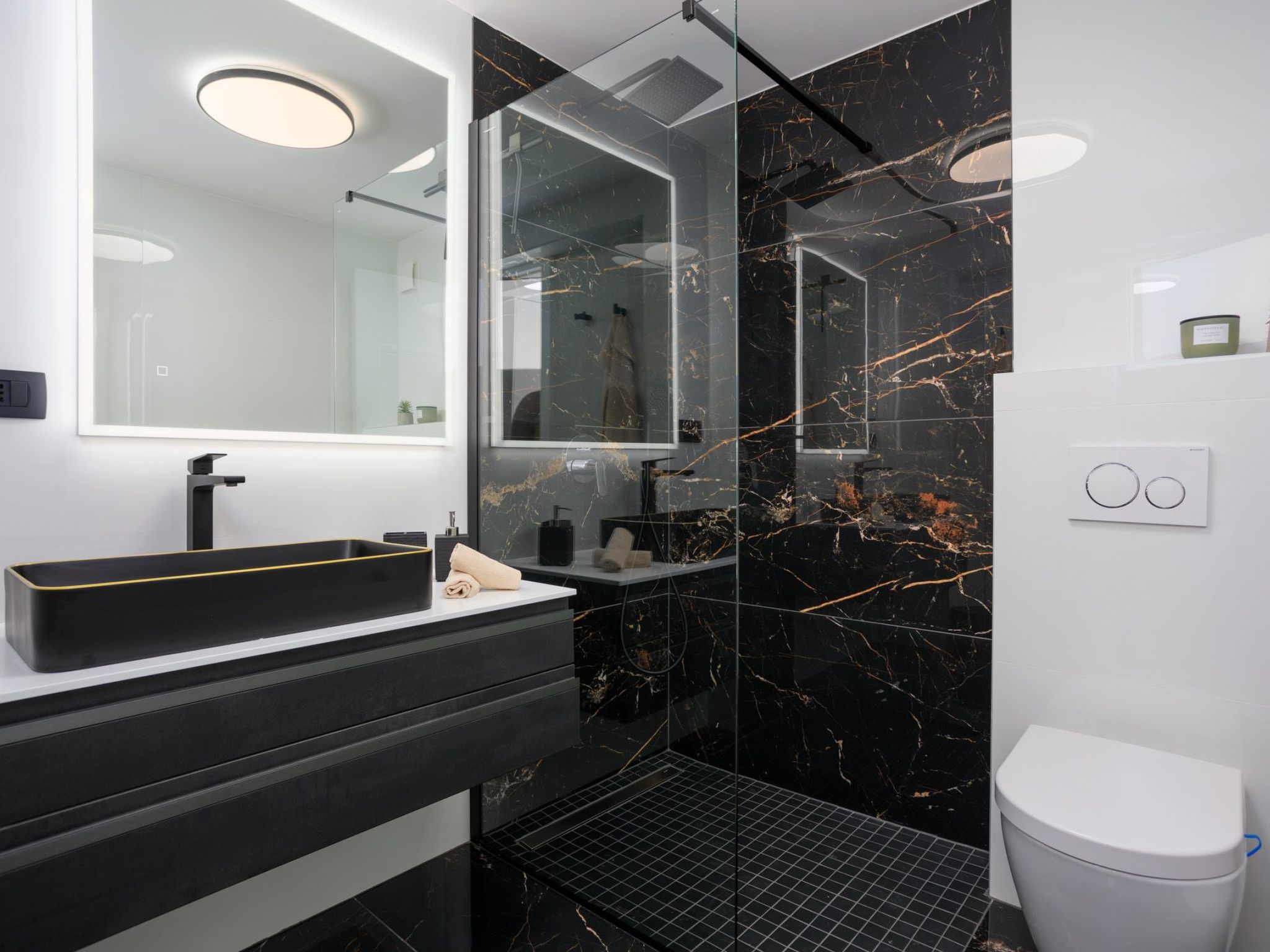 Luxusvilla mit beheiztem Pool in Strandnähe-Image-tags.info