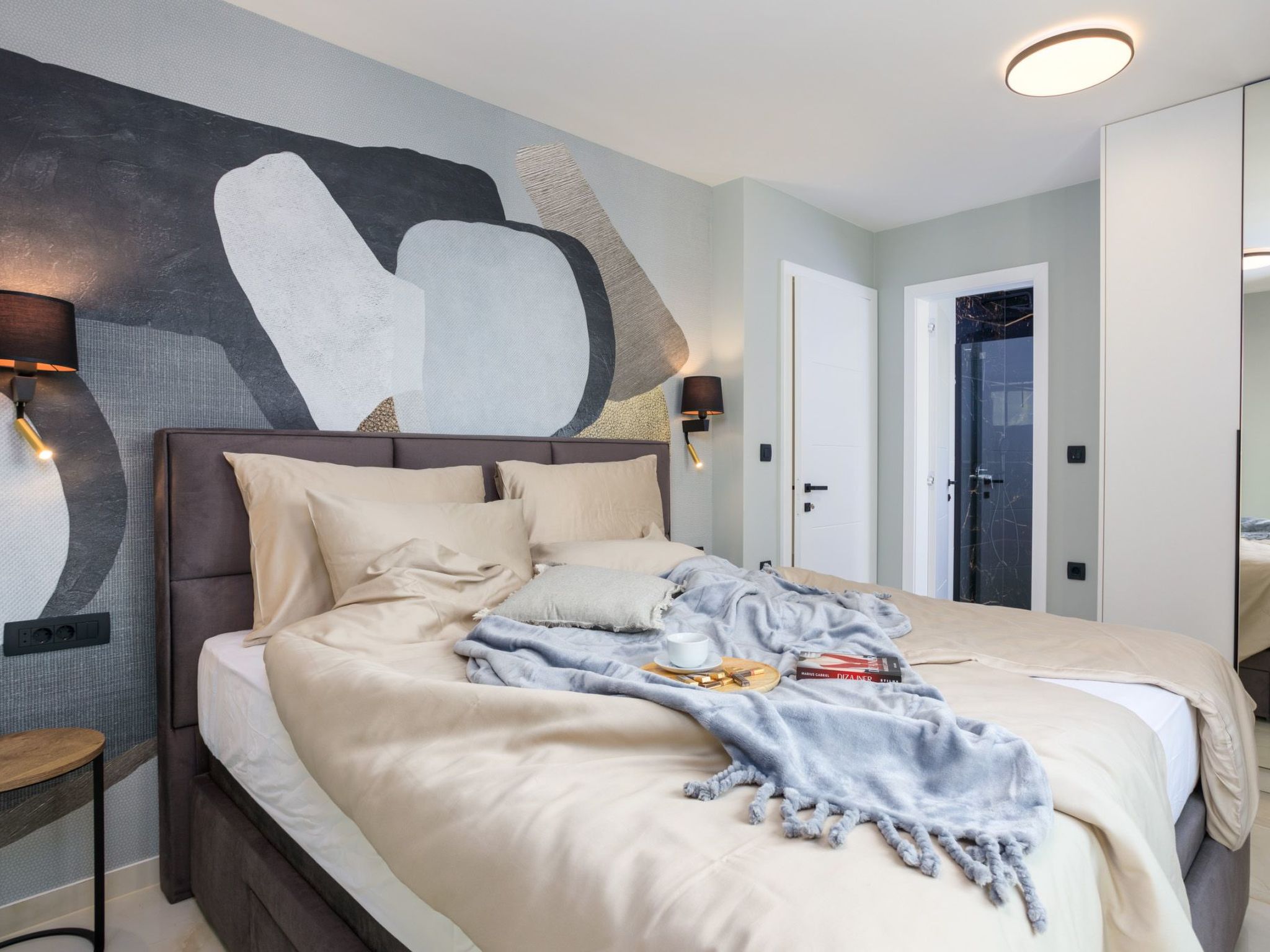 Luxusvilla mit beheiztem Pool in Strandnähe-Image-tags.info