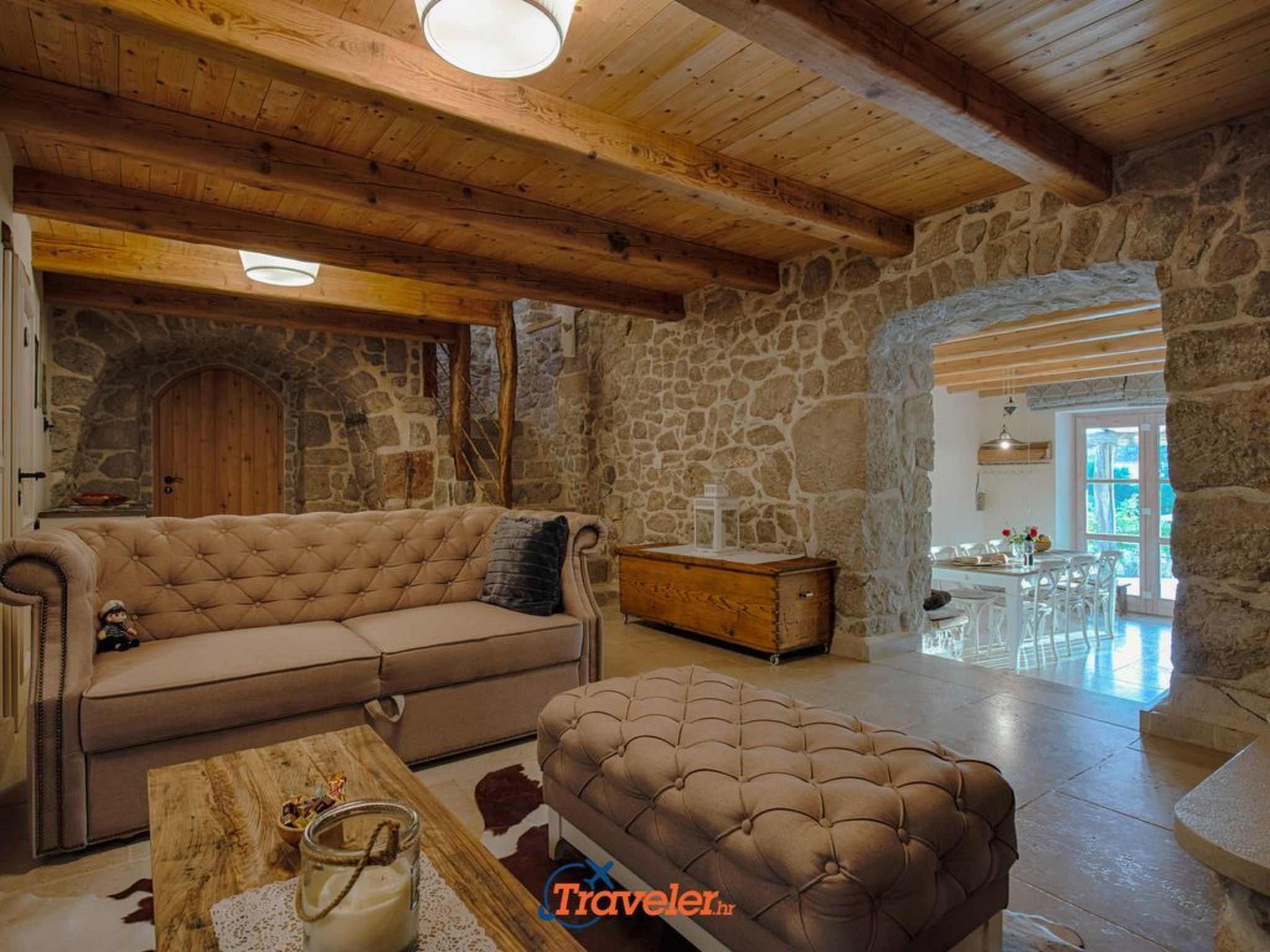 Schöne Steinvilla mit beheiztem Pool und Sauna-Image-tags.info