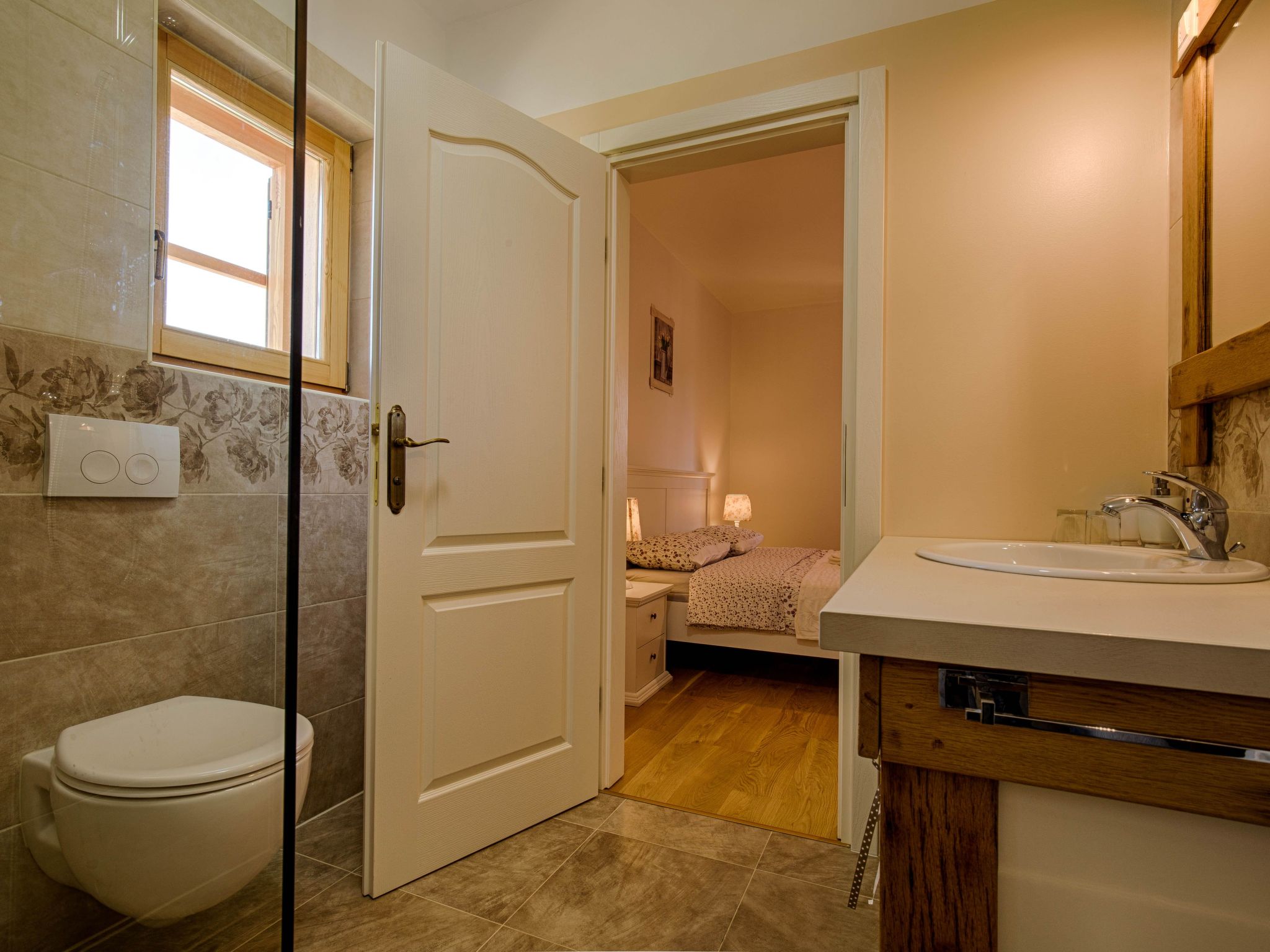 In Kras mit privatem Parkplatz-Image-tags.info