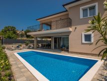 Luxe villa met privé zoutwaterzwembad nabij strand op Krk - thumbnail 4