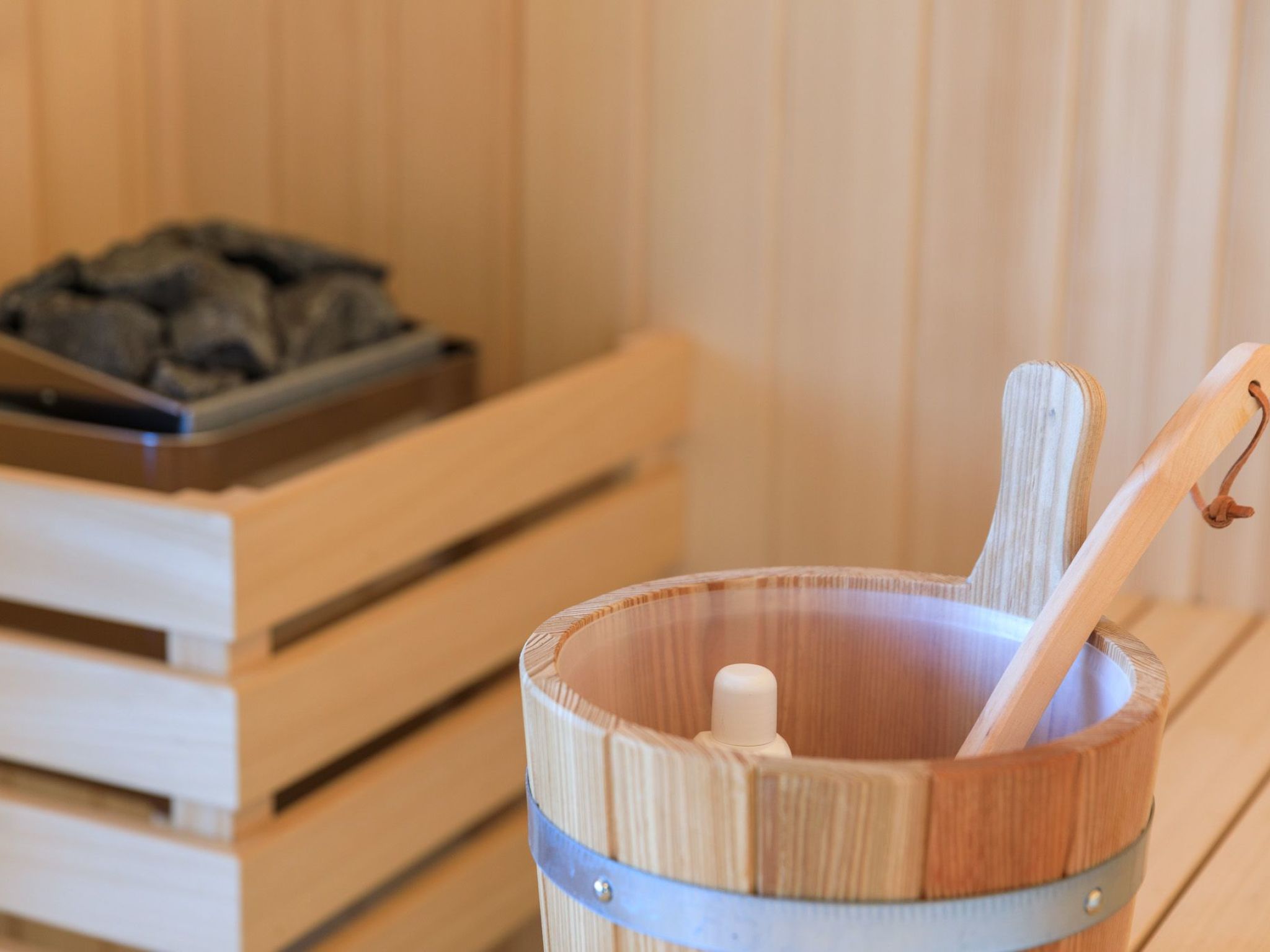 Neue moderne Villa mit Pool in der Nähe von dem Strand und mit grandiosem Meerb-Image-tags.info