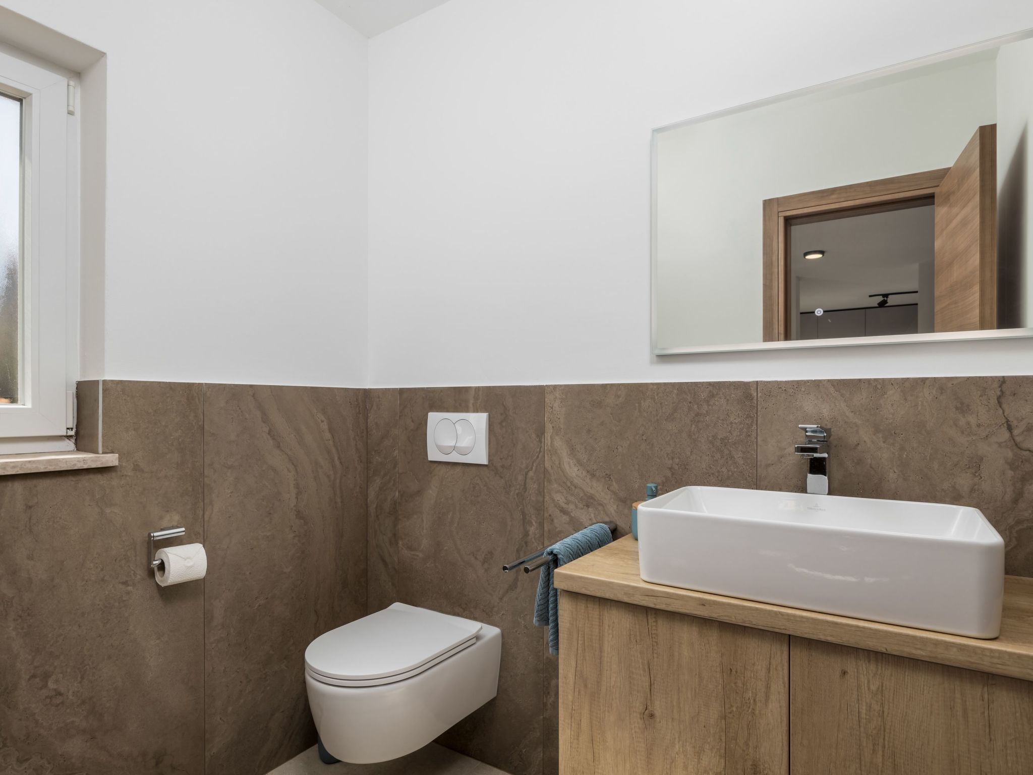 Romantische Villa mit Pool, umgeben von Natur-Image-tags.info