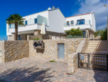 Villa Maria: Ruim vakantiehuis met privézwembad en zeezicht op Krk - thumbnail 5