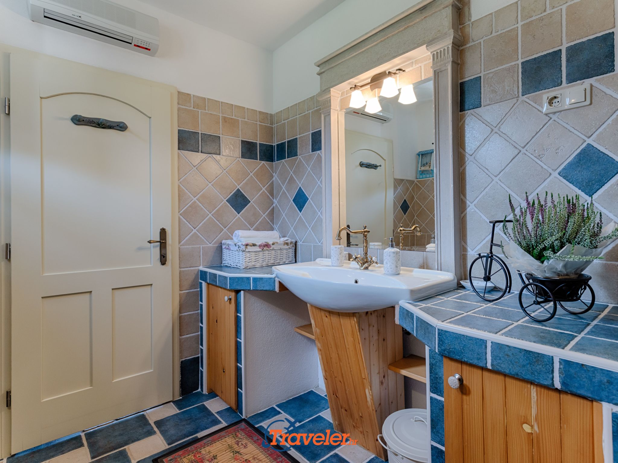 Villa "Oravec" mit Garten, Grill und Terrasse-Image-tags.info