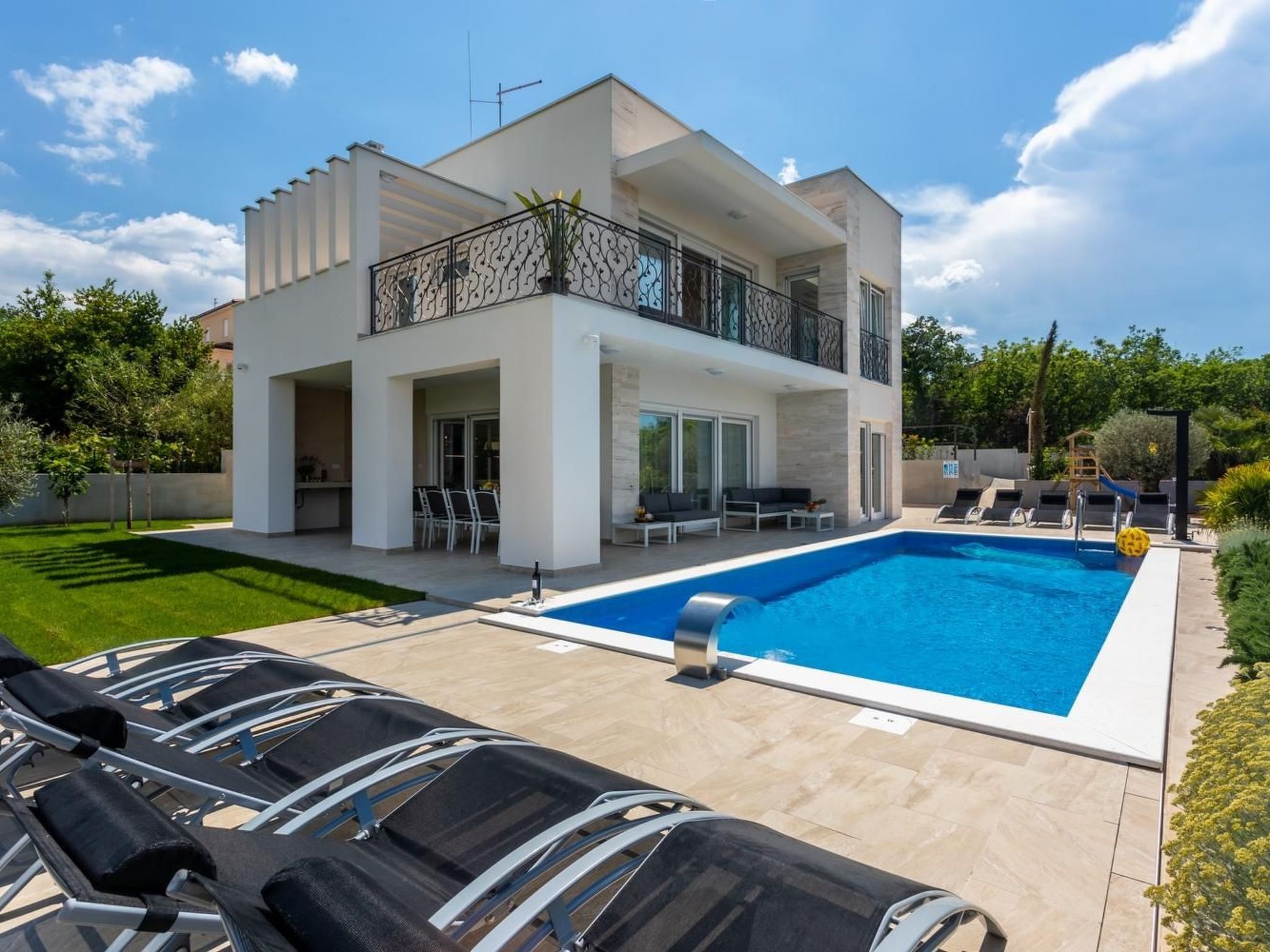 Vakantiehuis met privé zwembad in Krk/Milohnici (Kroatië) voor 7 personen