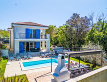 Villa Valle:staande villa met privé-verwarmd zwembad nabij zee - thumbnail 1