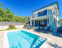 Villa Valle:staande villa met privé-verwarmd zwembad nabij zee - thumbnail 3