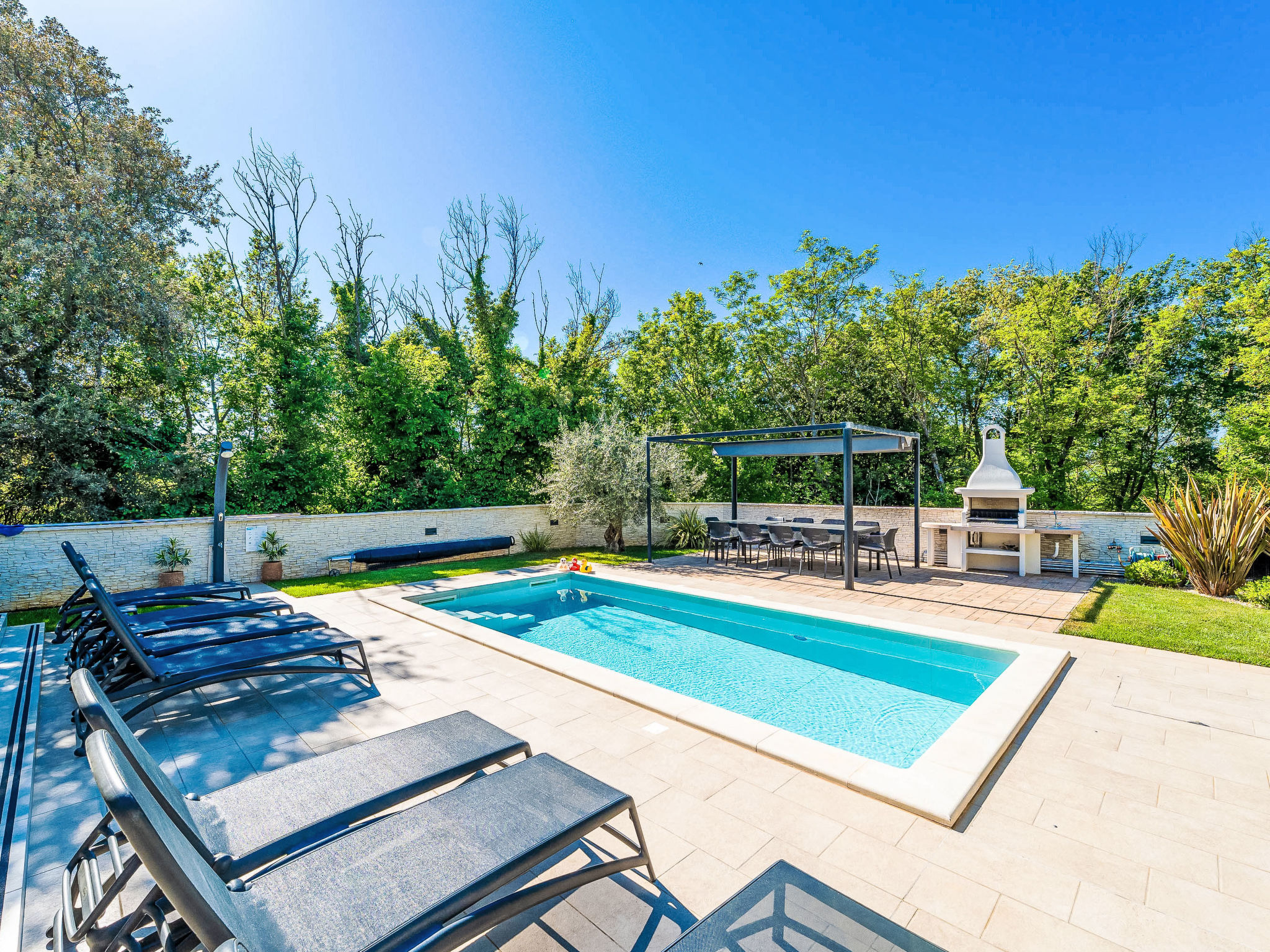 Villa Valle:staande villa met privé-verwarmd zwembad nabij zee - foto 8