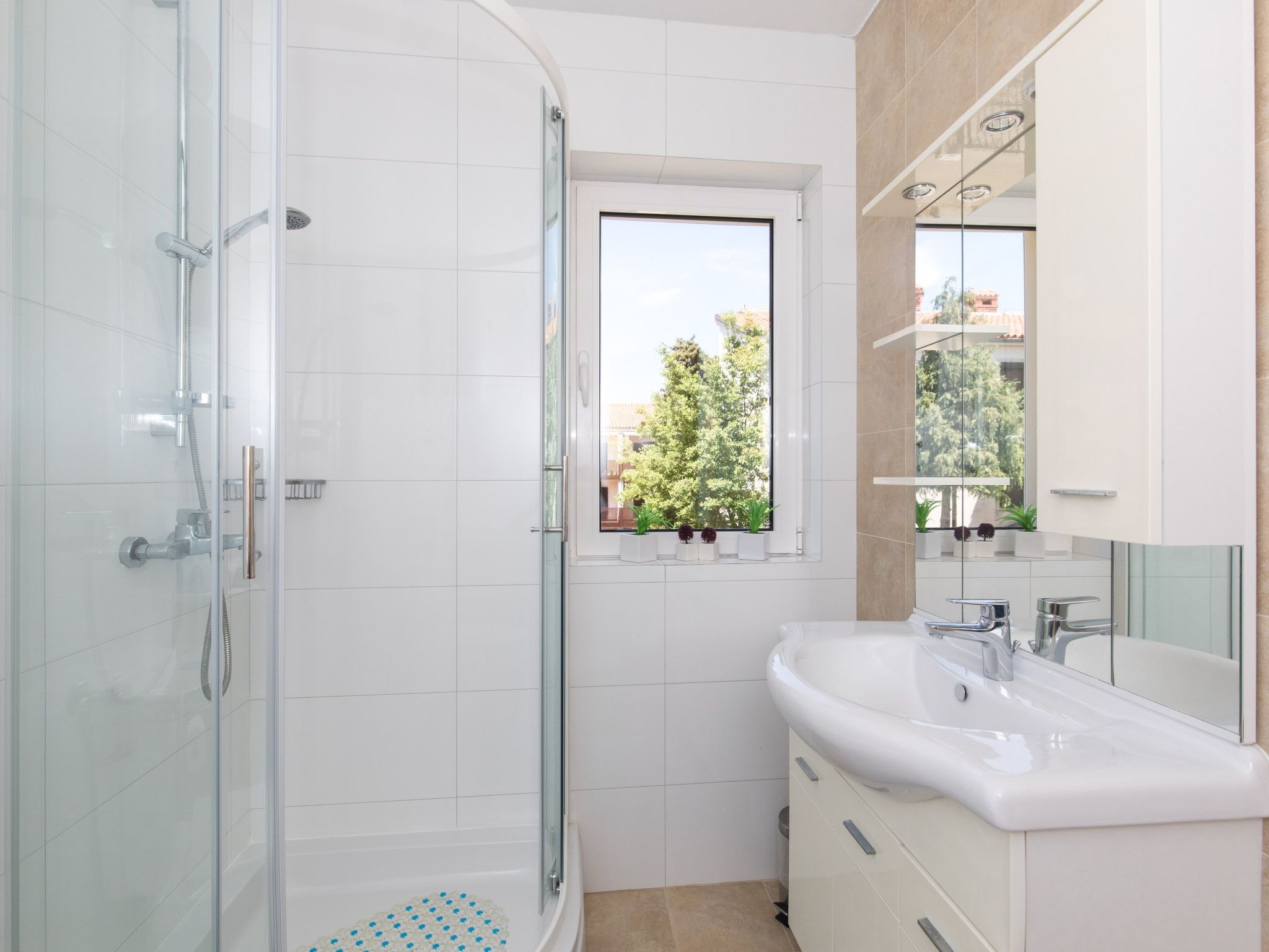 "Nino3" mit Balkon-Image-tags.info