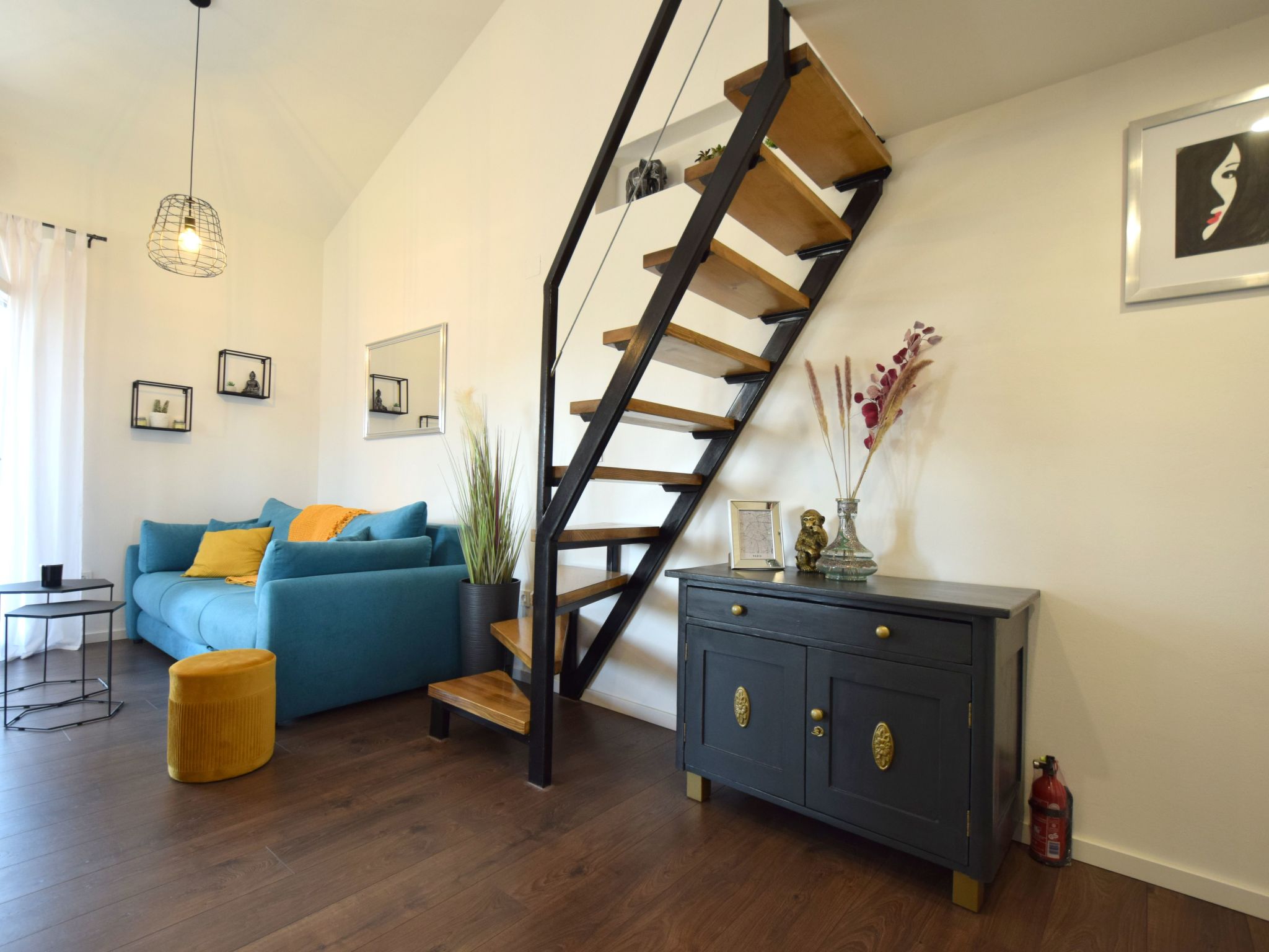 Aki Antonlea-Image-tags.info