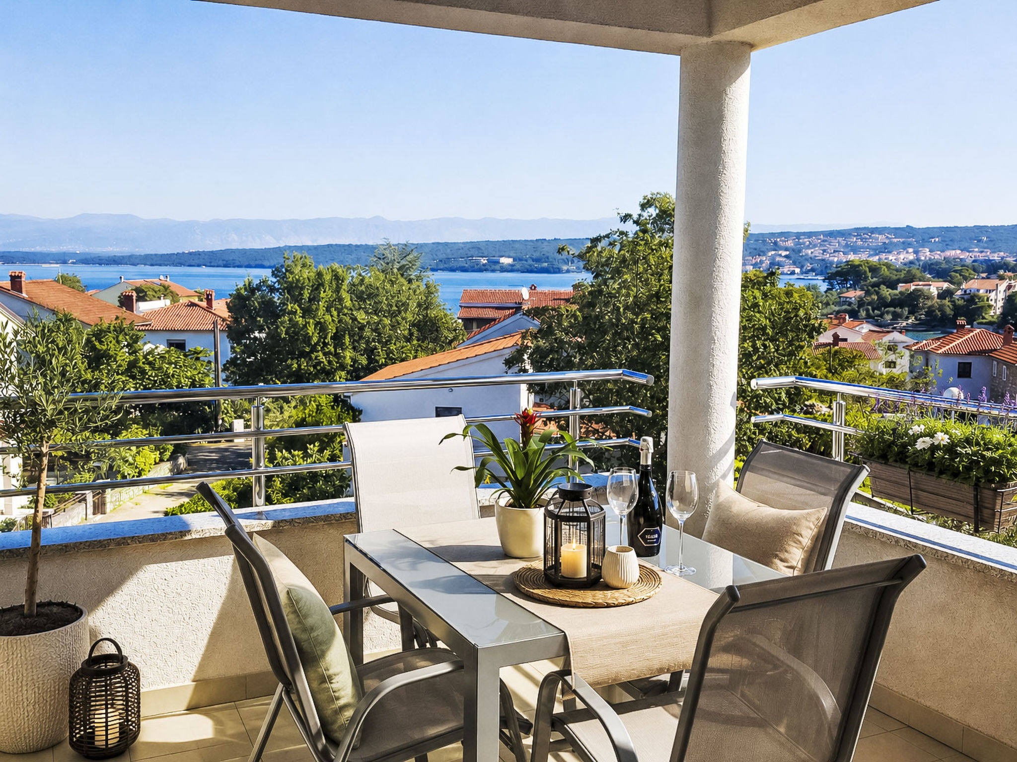 Appartement mit Blick auf das Wasser - Buiten