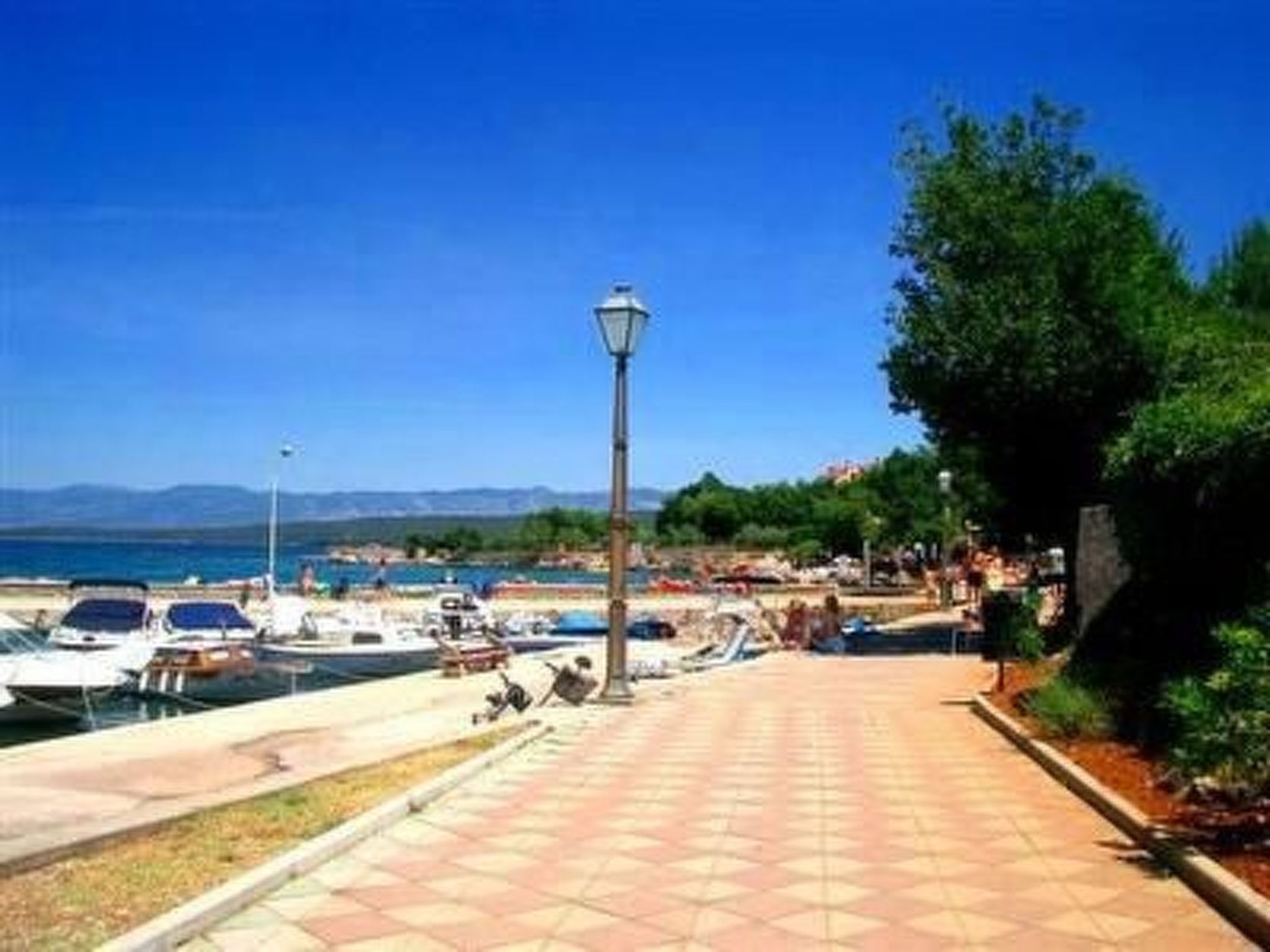 Mit Blick auf das Wasser-Image-tags.info