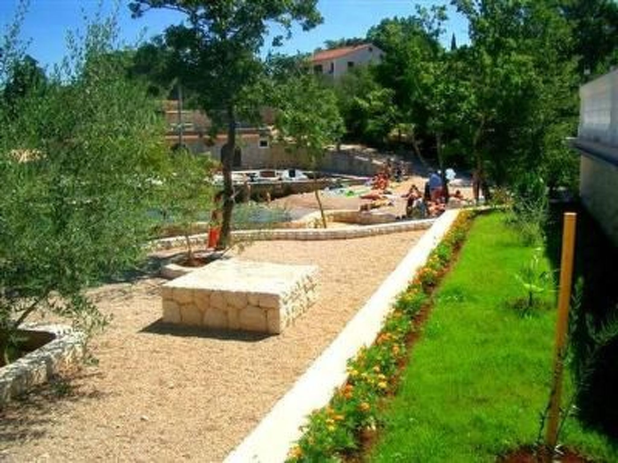 Mit Blick auf das Wasser-Outside