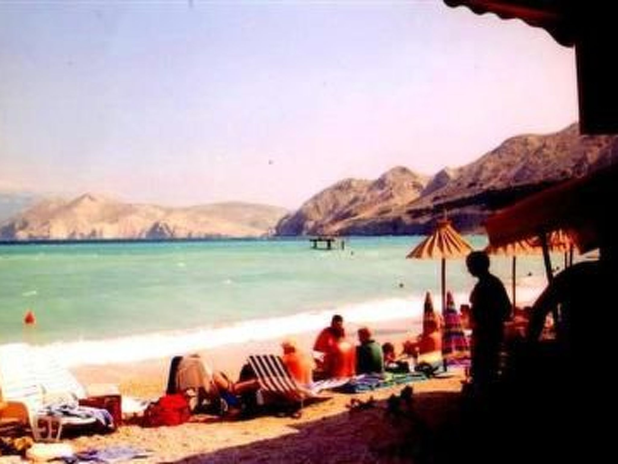 Mit Blick auf das Wasser-Outside