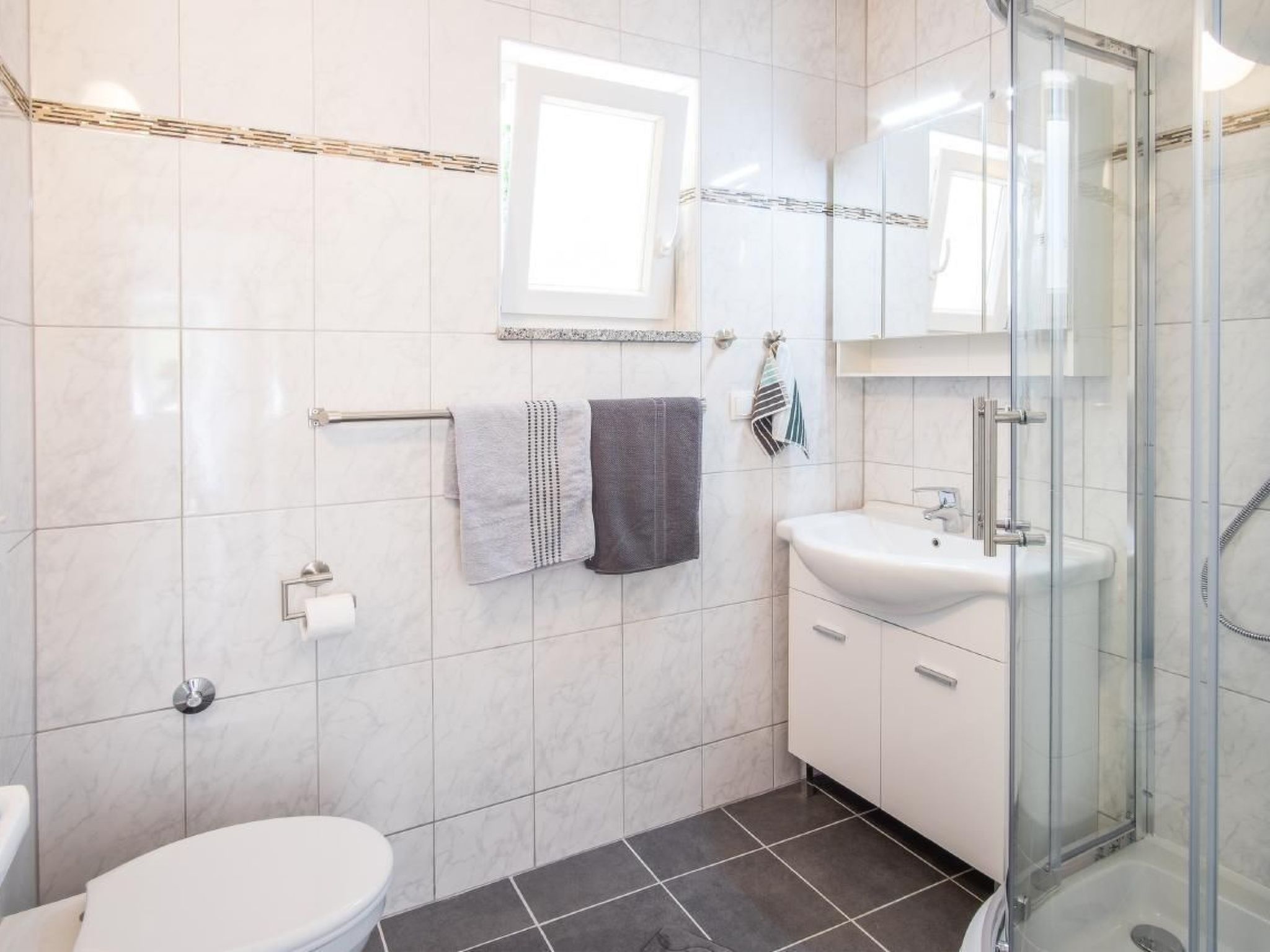 Apartment Nova Mira-Image-tags.info