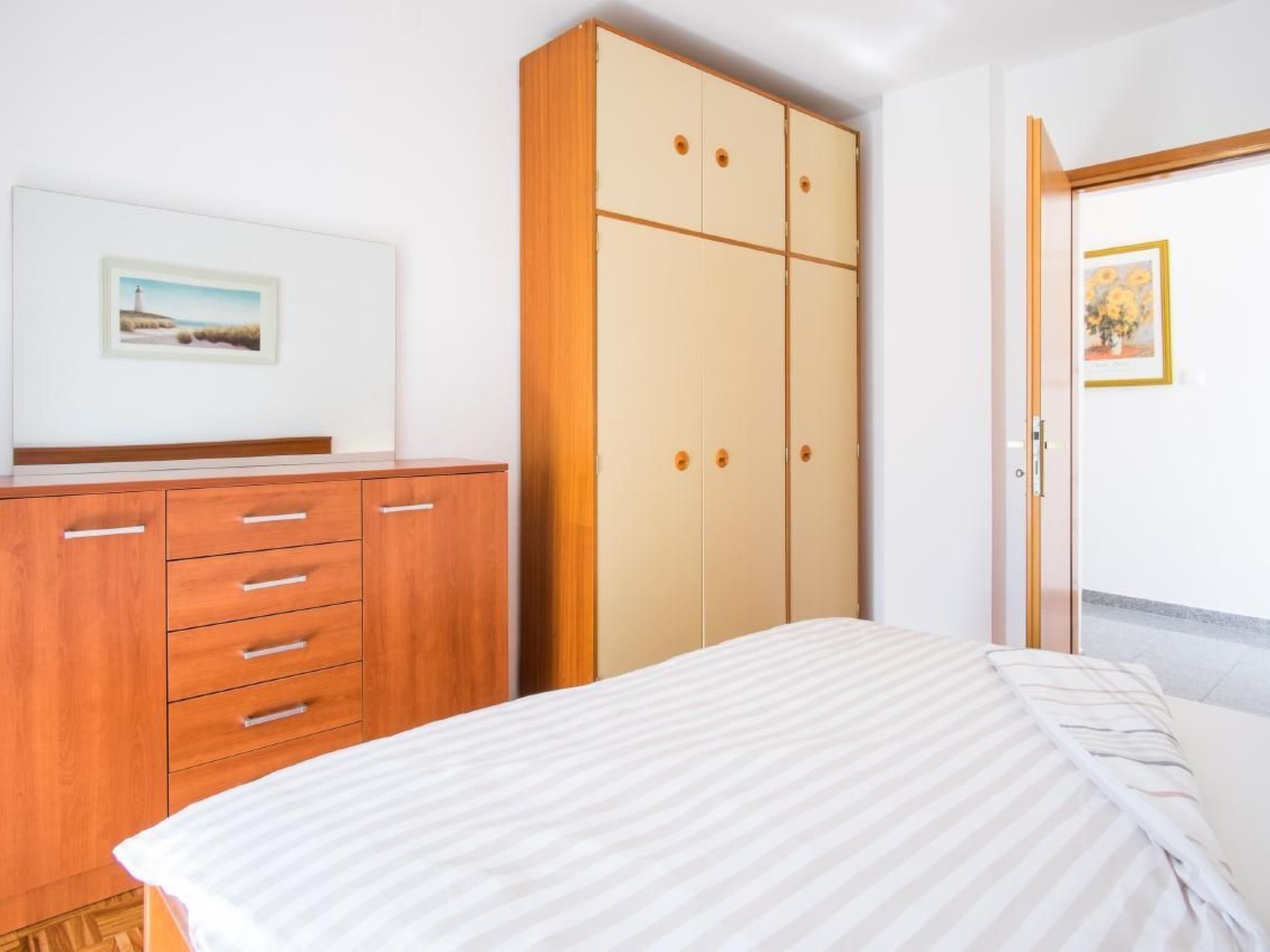 Apartment Nova Mira-Image-tags.info