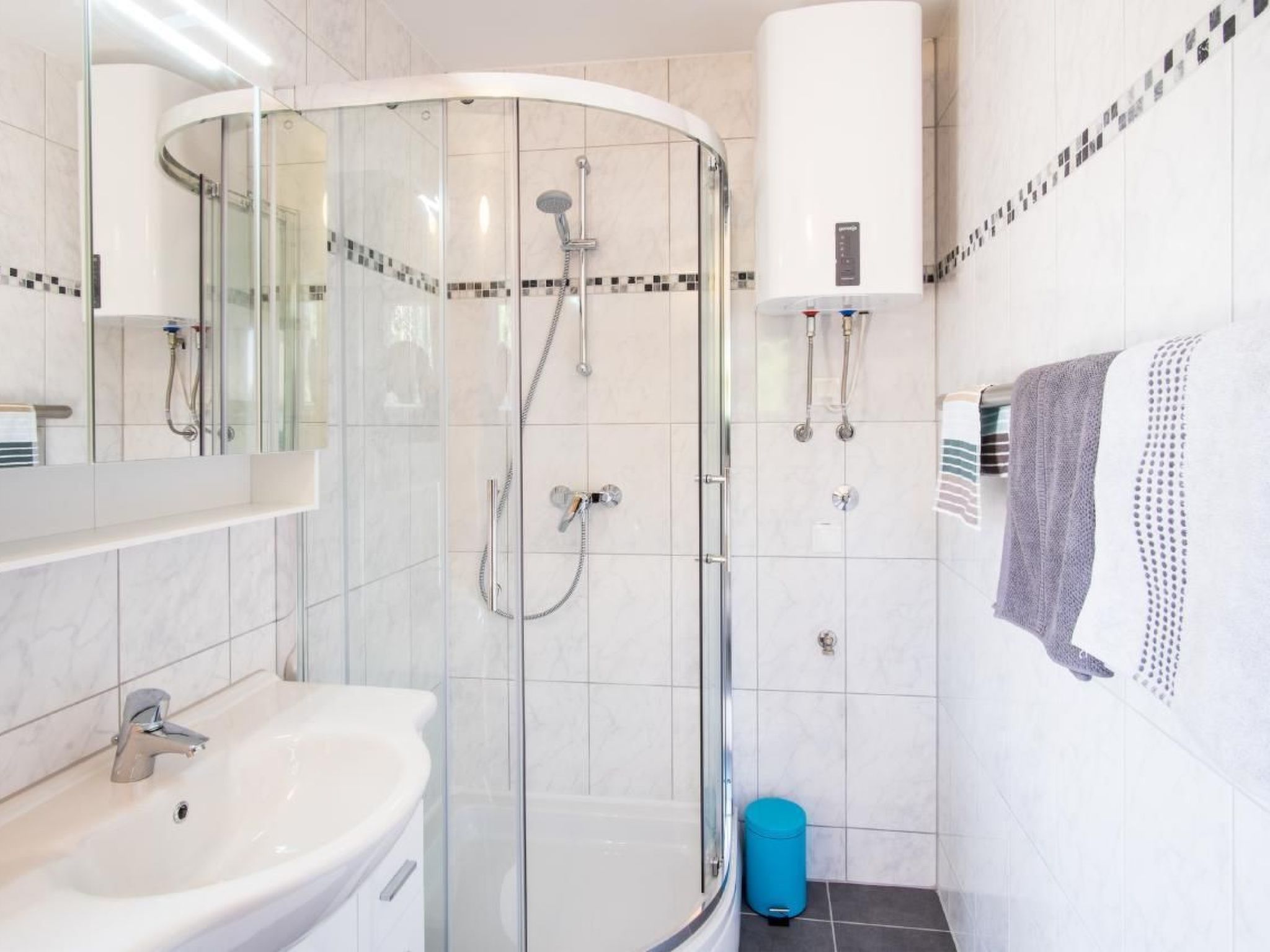 Apartment Nova Mira-Image-tags.info