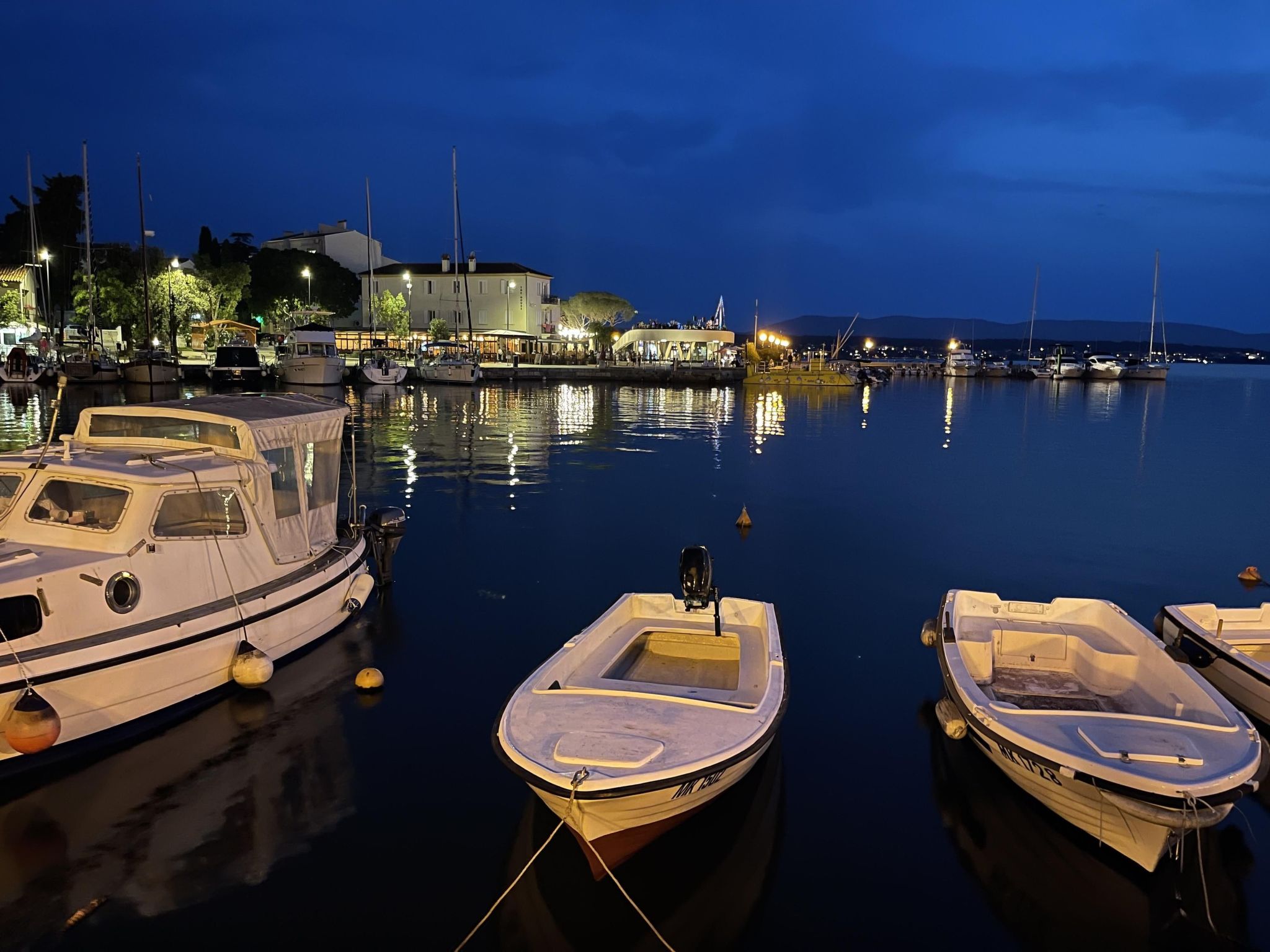 Apartment Nova Mira-Image-tags.info