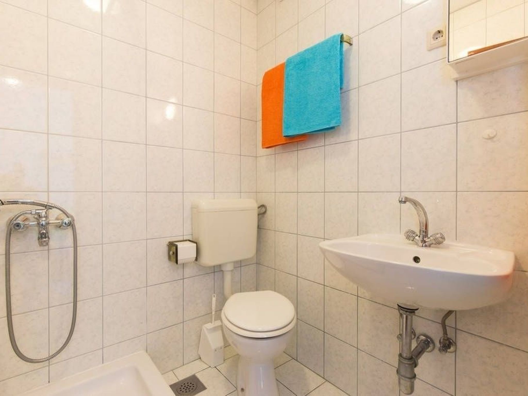 Wohnung "Petar 2" direkt am Strand-Image-tags.info