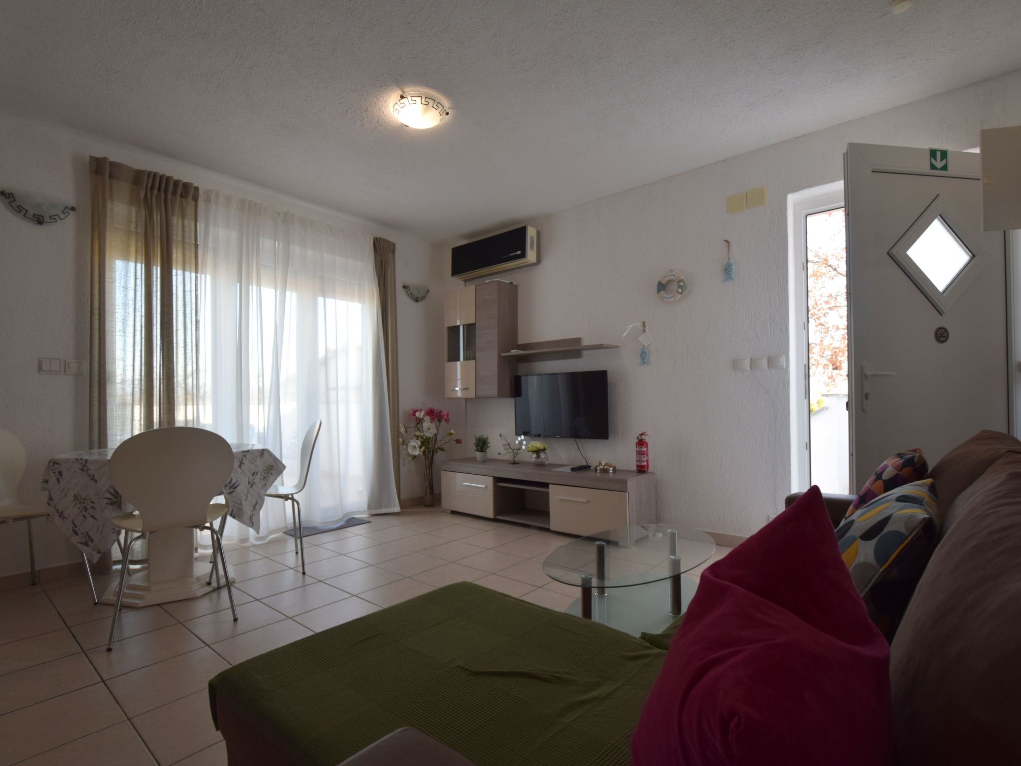 Mikec 3-Image-tags.info