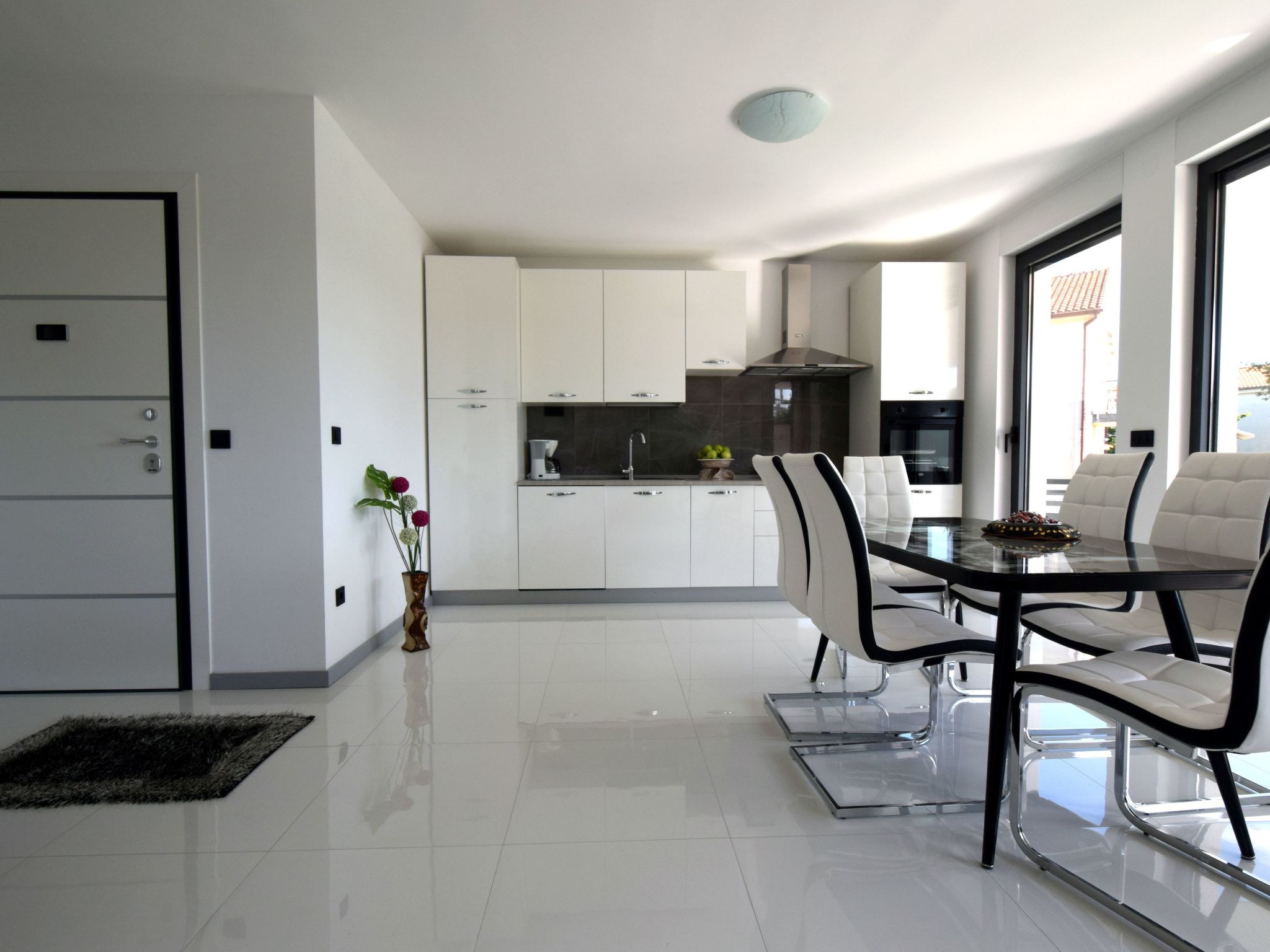 "Helena" direkt am Strand