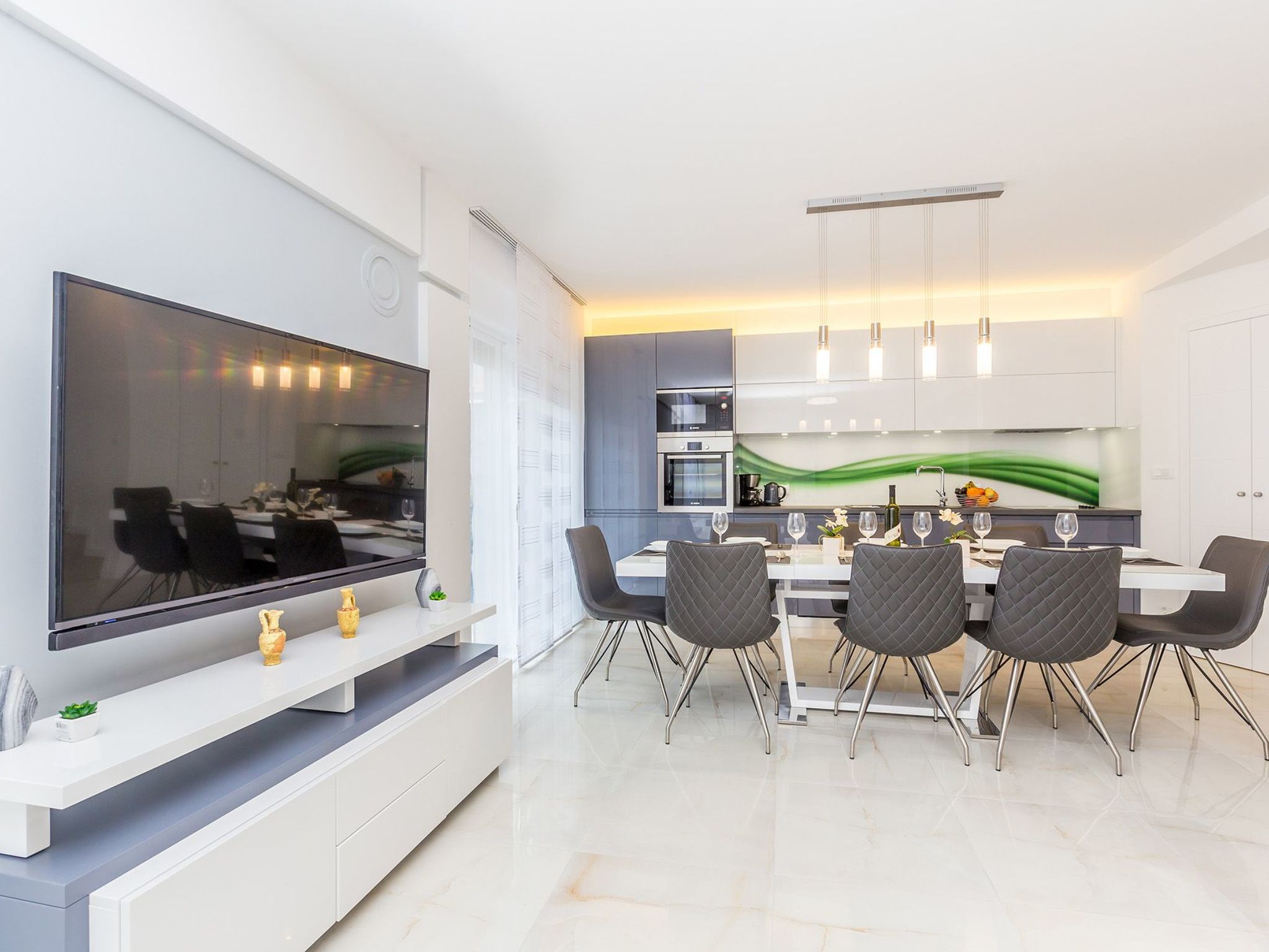 "Olive Nika" mit privatem Pool-Image-tags.info