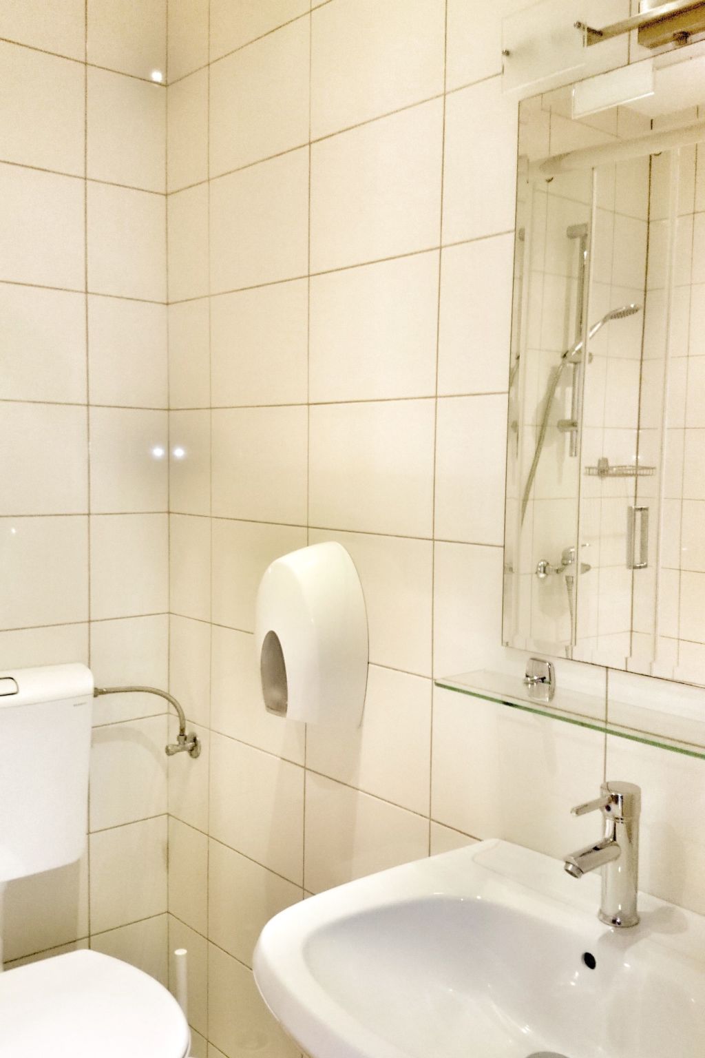 Apartment für vier Erwachsene und zwei Kinder mit Balkon - Binnen