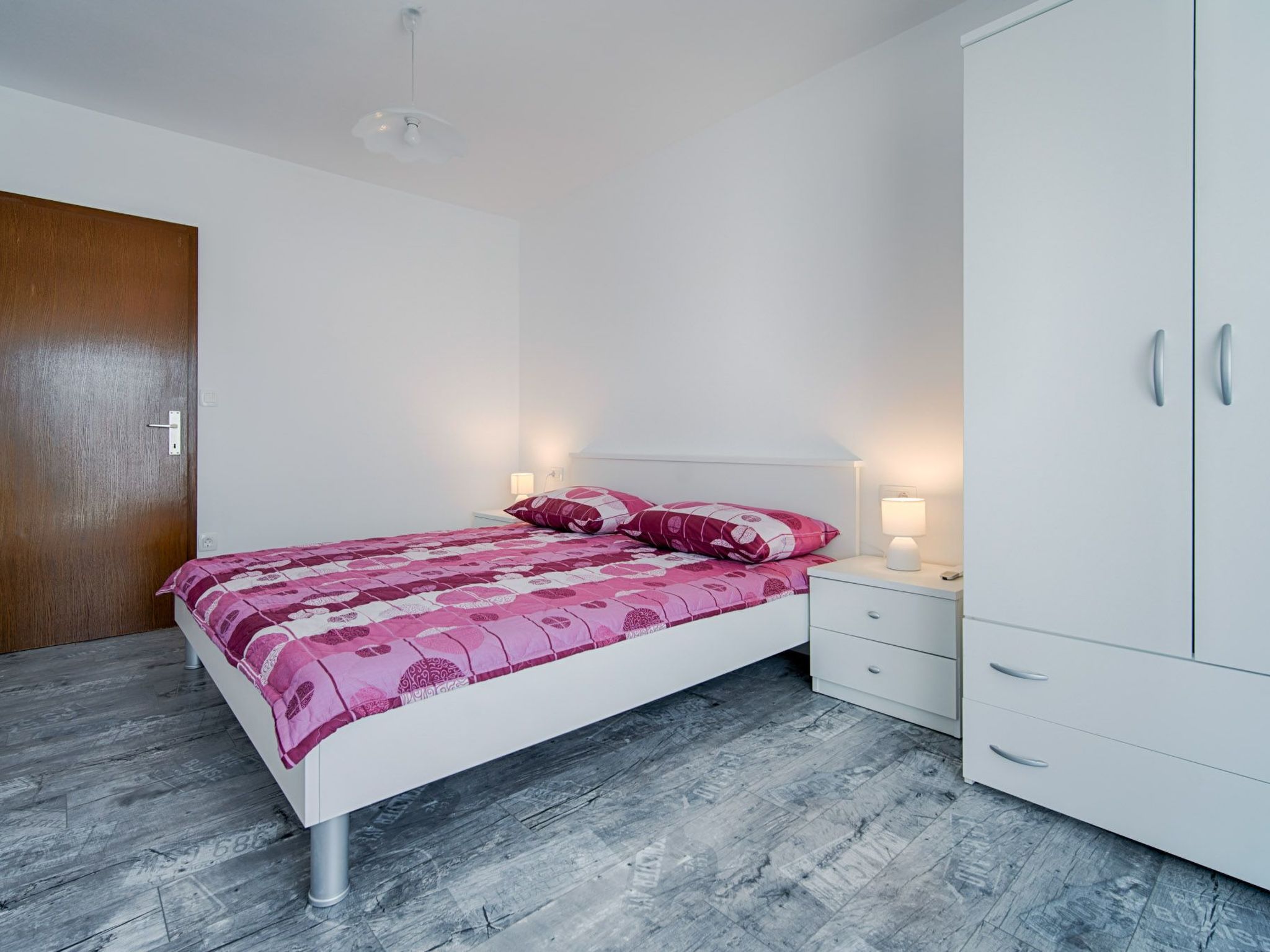 Schönes Haus in Pinezići mit privatem Parkplatz-Image-tags.info